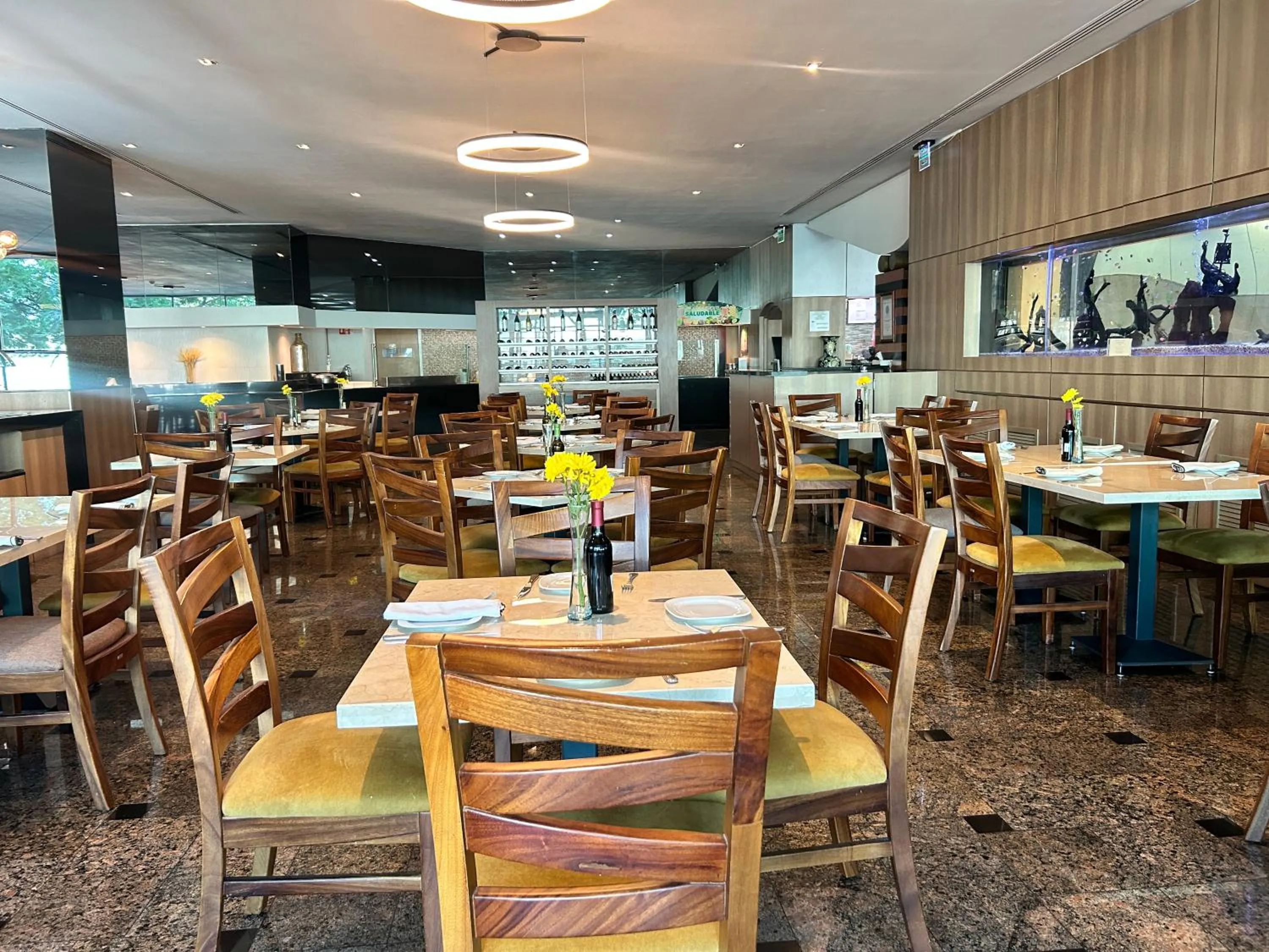 Restaurant/places to eat in Holiday Inn Guadalajara Select by IHG