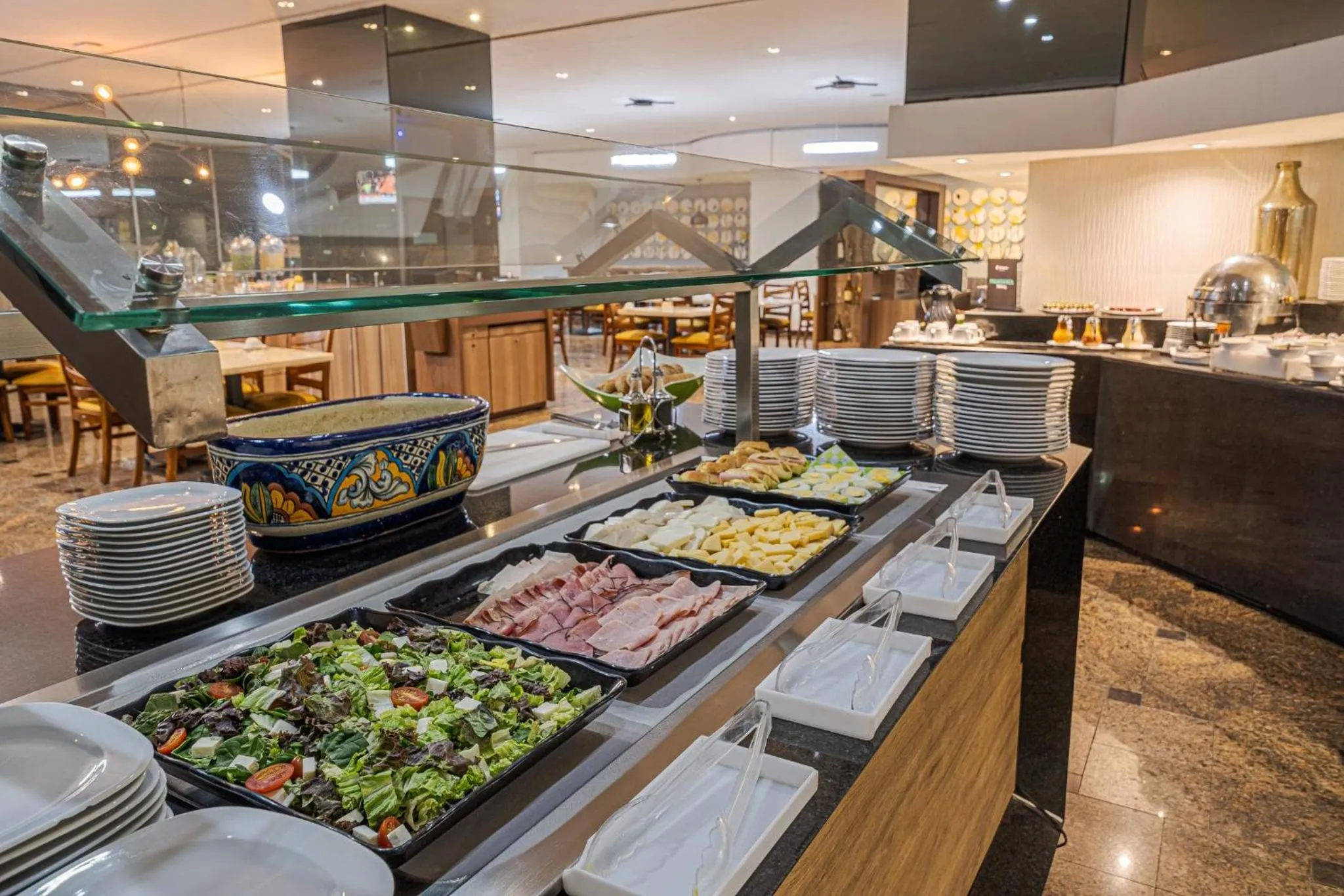 Restaurant/places to eat in Holiday Inn Guadalajara Select by IHG