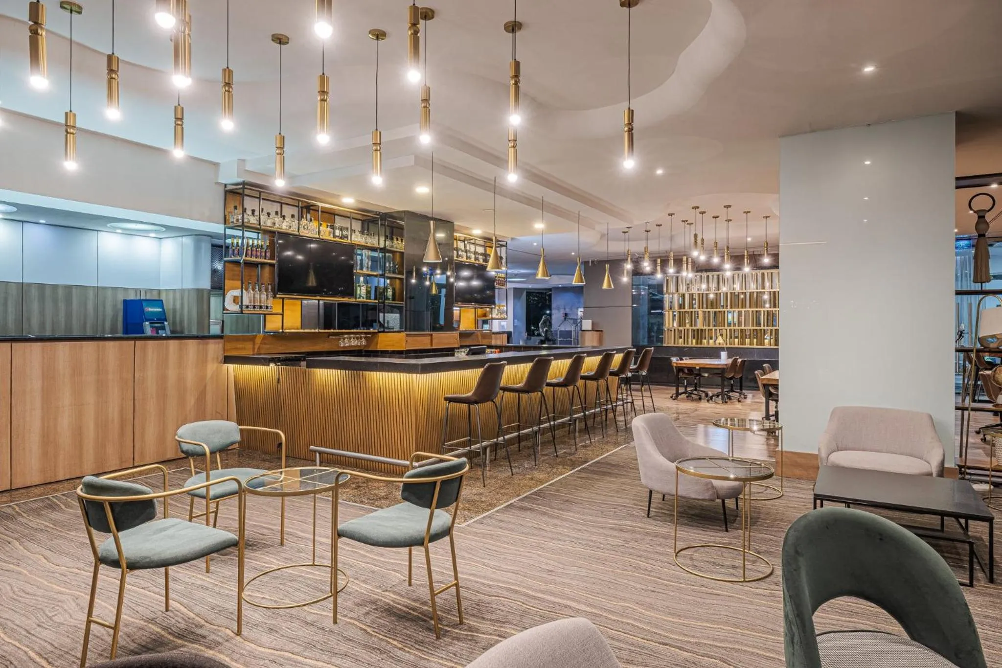 Lounge or bar in Holiday Inn Guadalajara Select by IHG