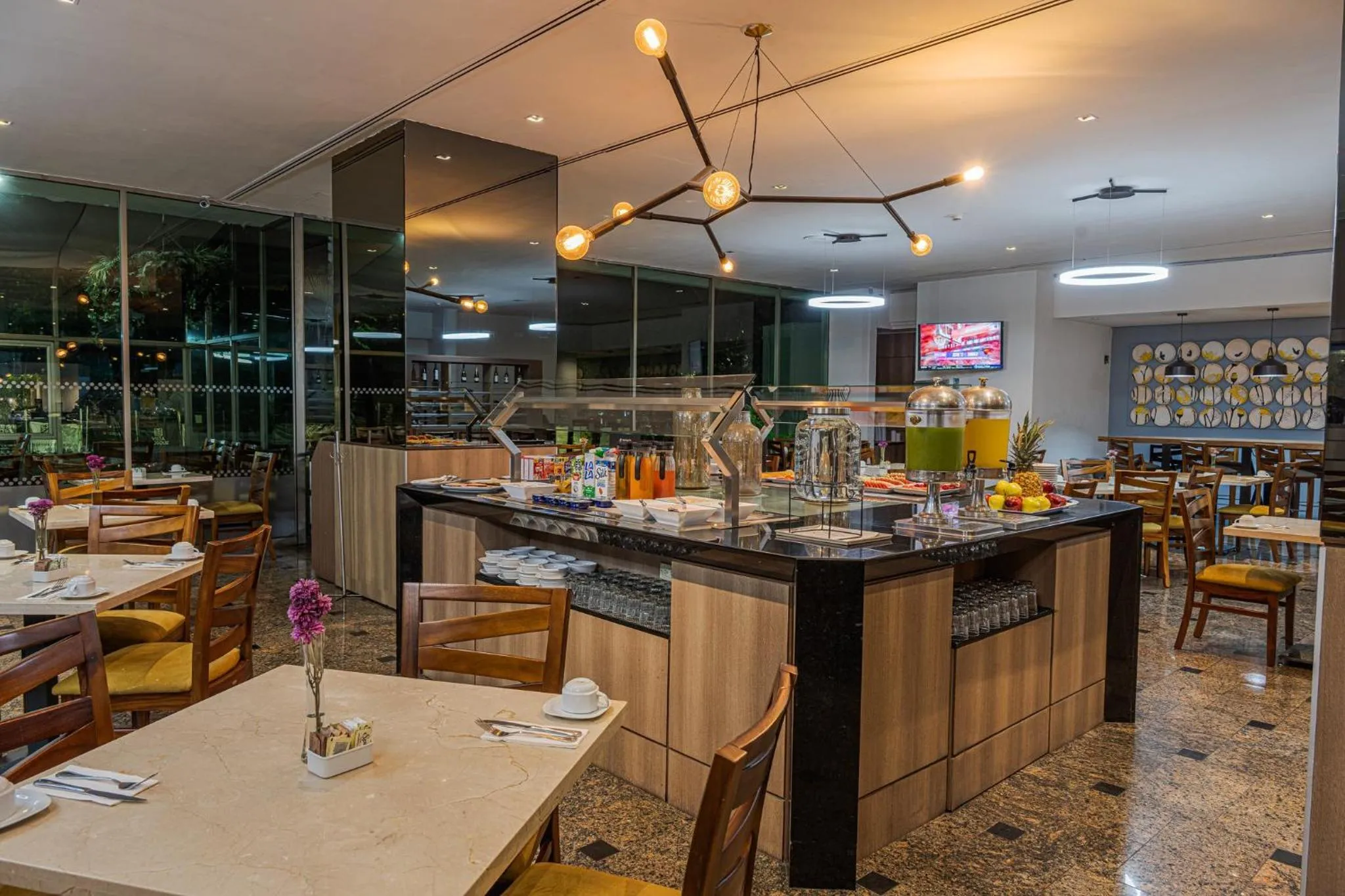 Restaurant/places to eat in Holiday Inn Guadalajara Select by IHG