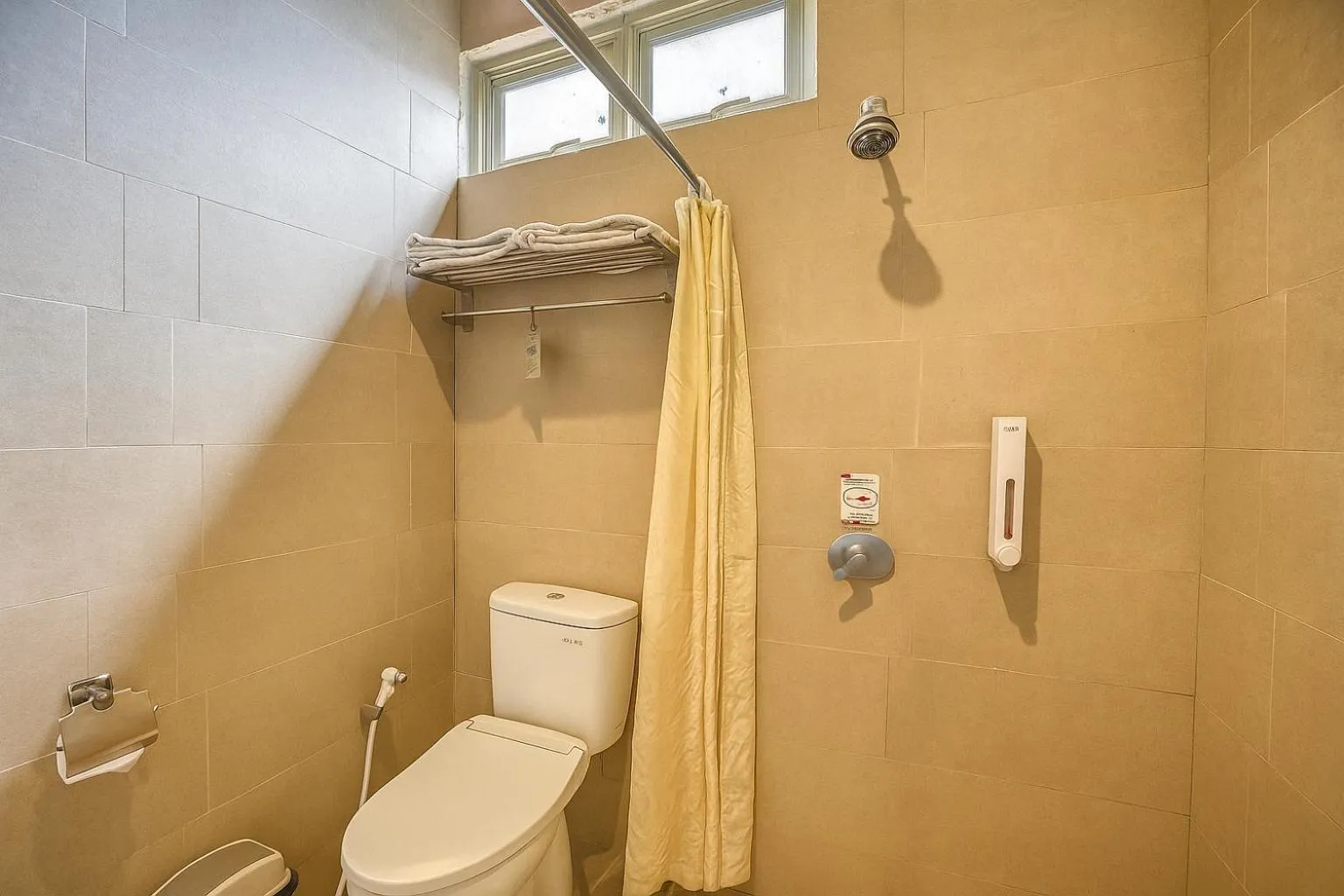 Viva Hotel Kediri, Azana Hotels Collection