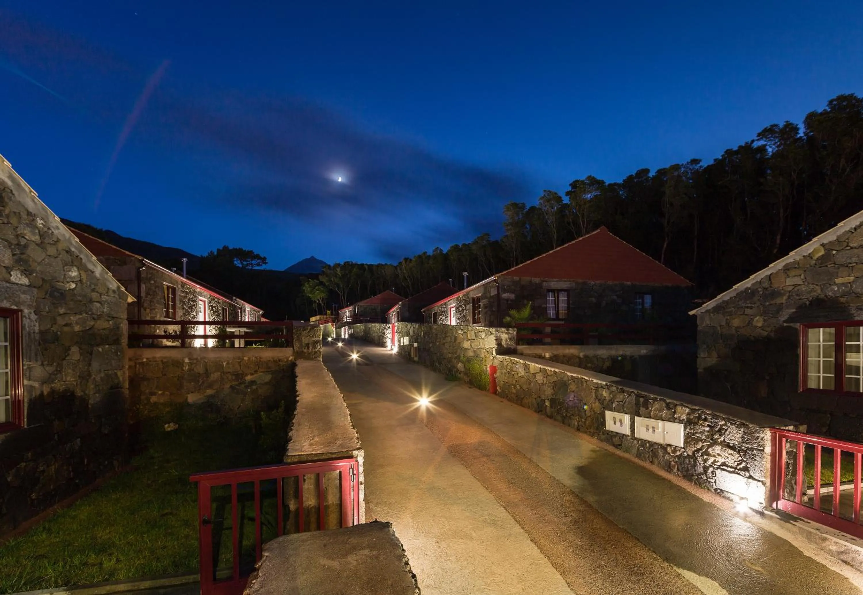 Property building in Aldeia das Adegas