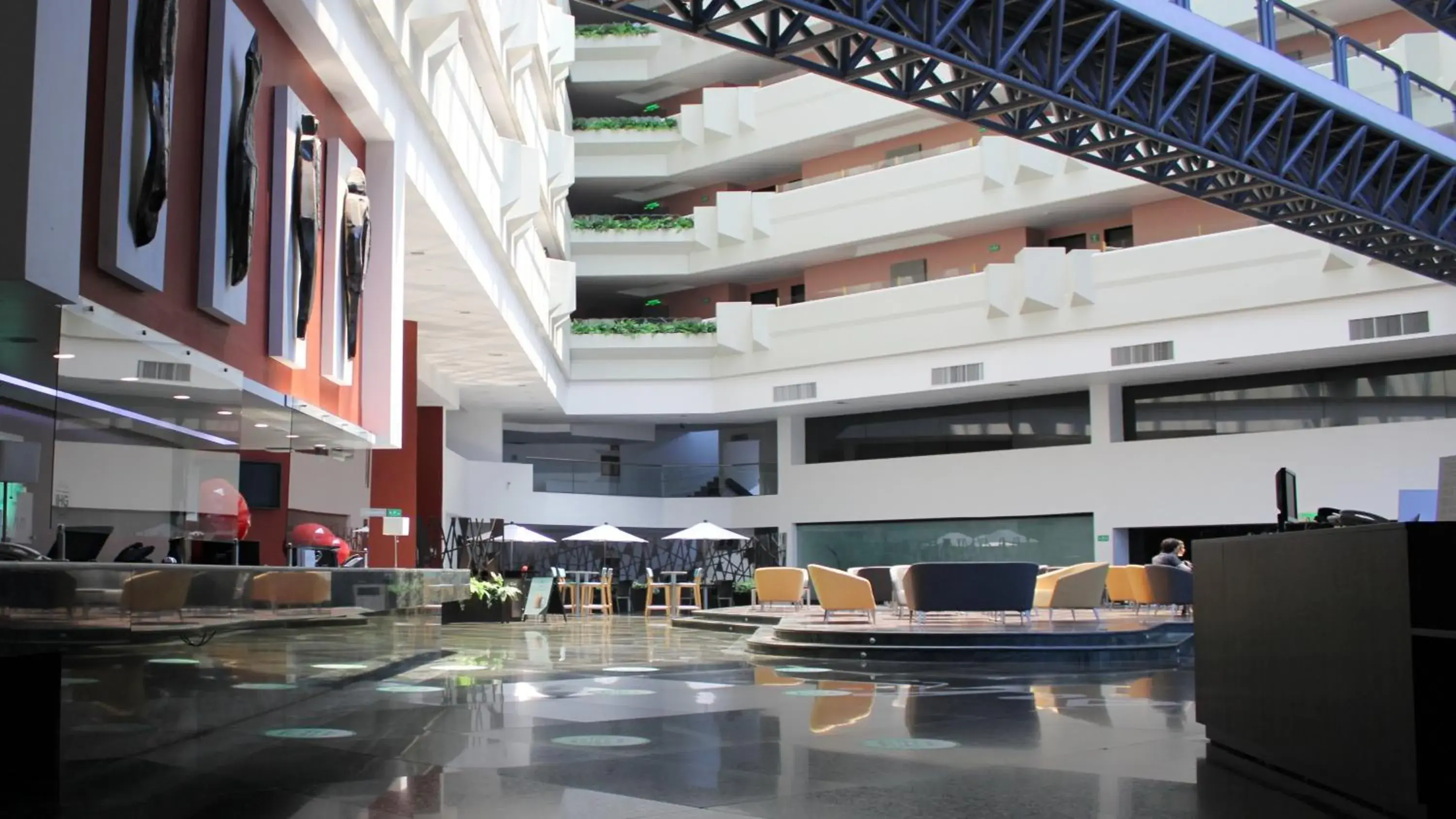 Property building in Holiday Inn Mexico Dali Airport by IHG Property building in Holiday Inn Mexico Dali Airport by IHG