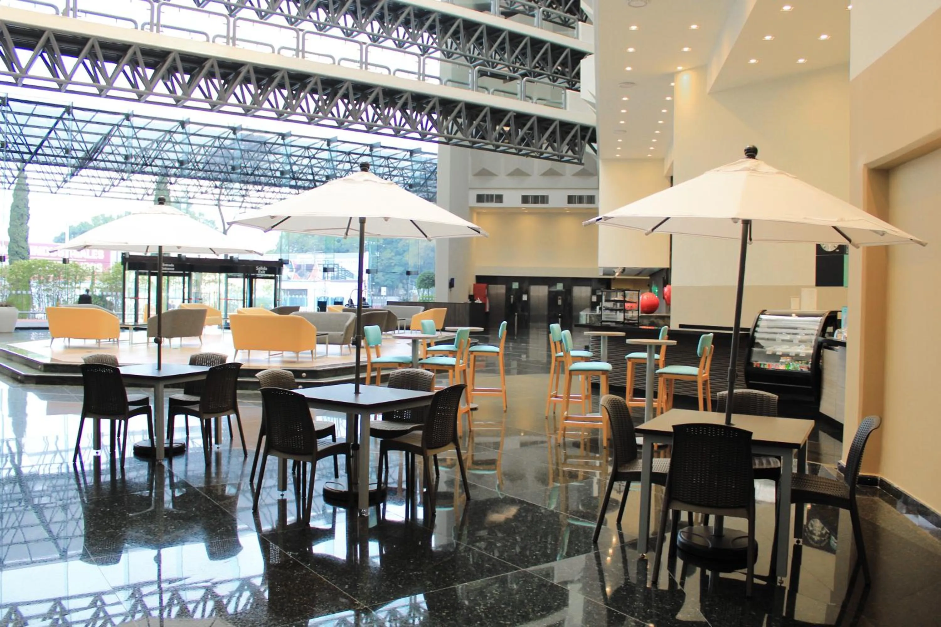 Lobby or reception in Holiday Inn Mexico Dali Airport by IHG