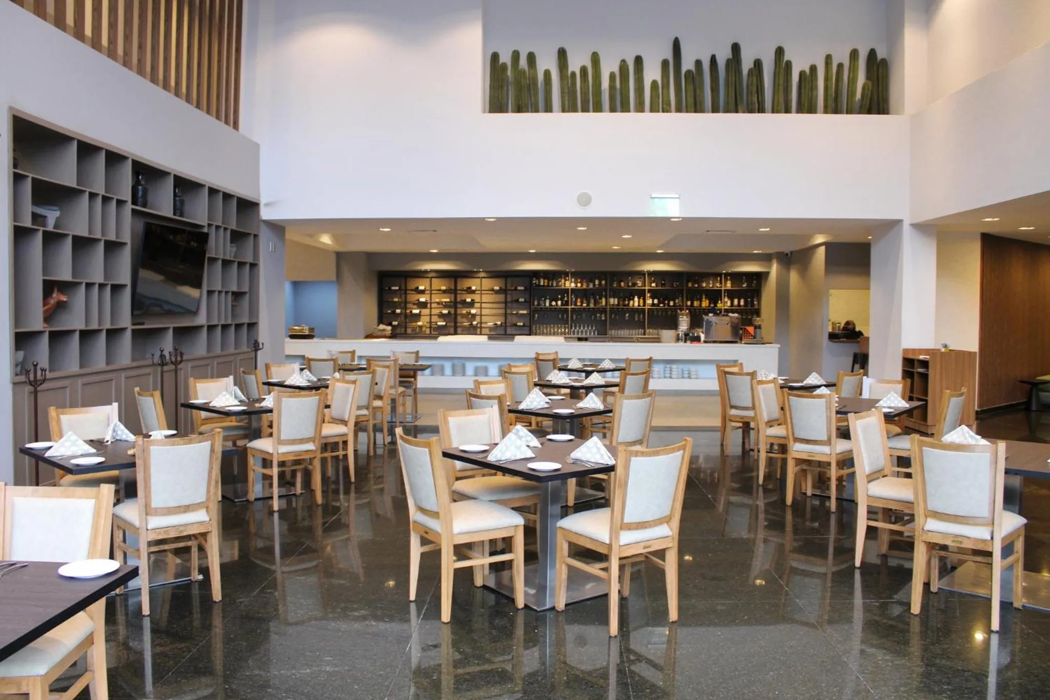 Breakfast in Holiday Inn Mexico Dali Airport by IHG