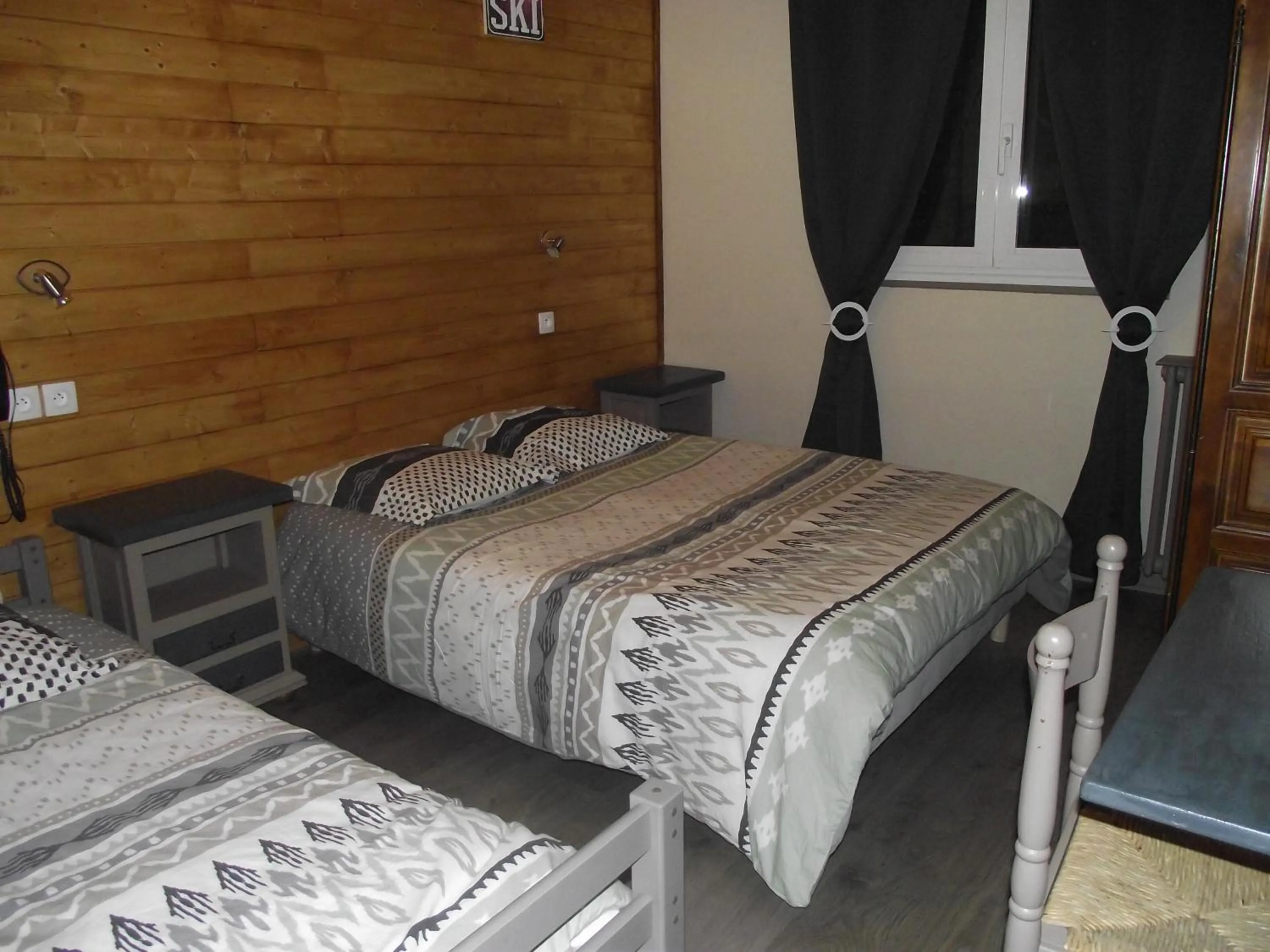 Photo of the whole room, Bed in Hotel Valérie