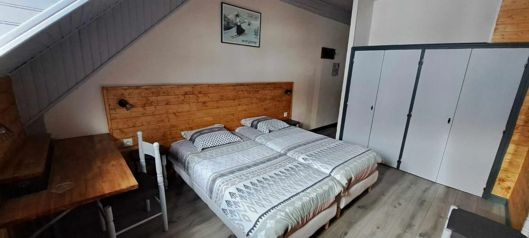 Bed in Hotel Valérie