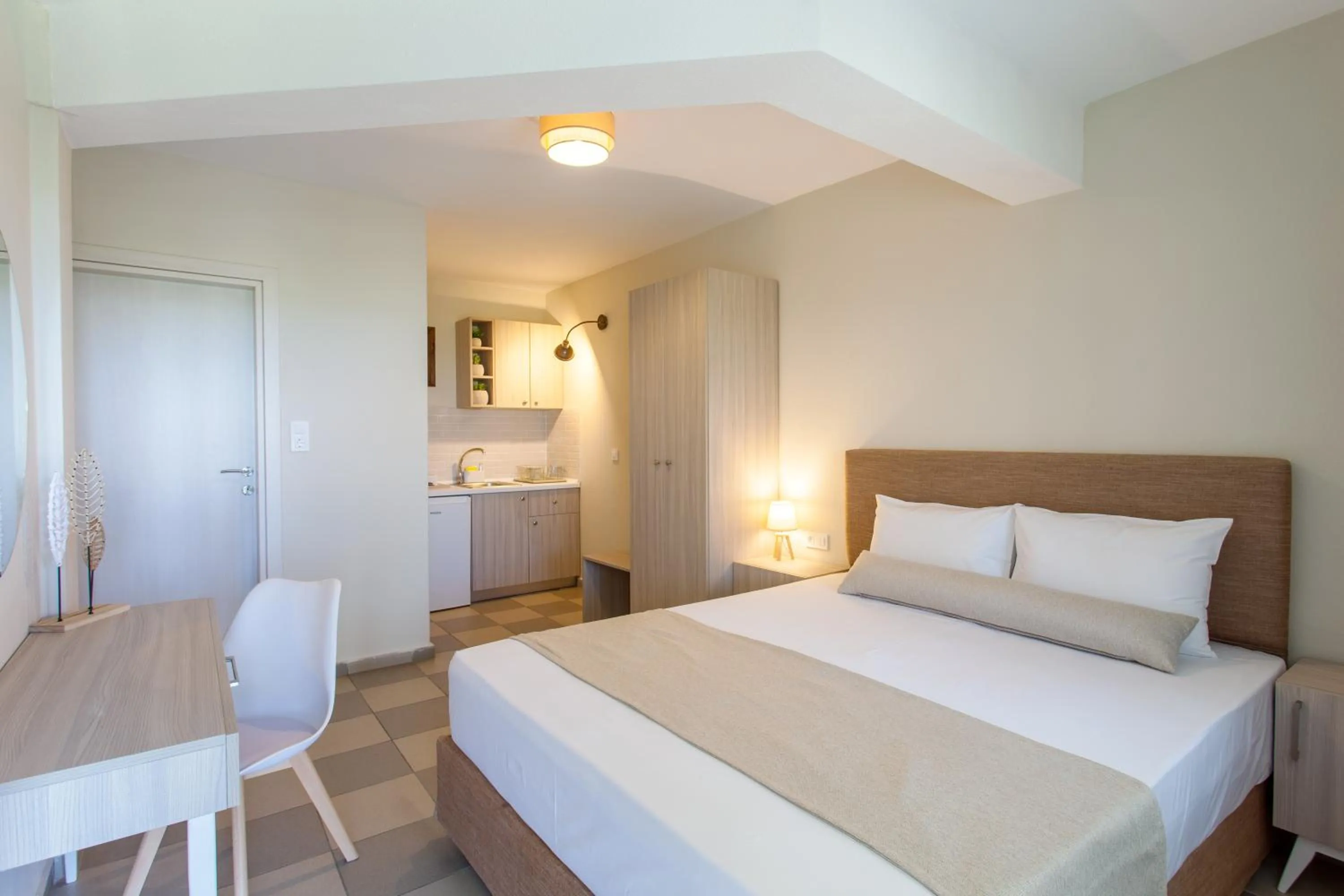 Bed in Maistrali Beach Studios