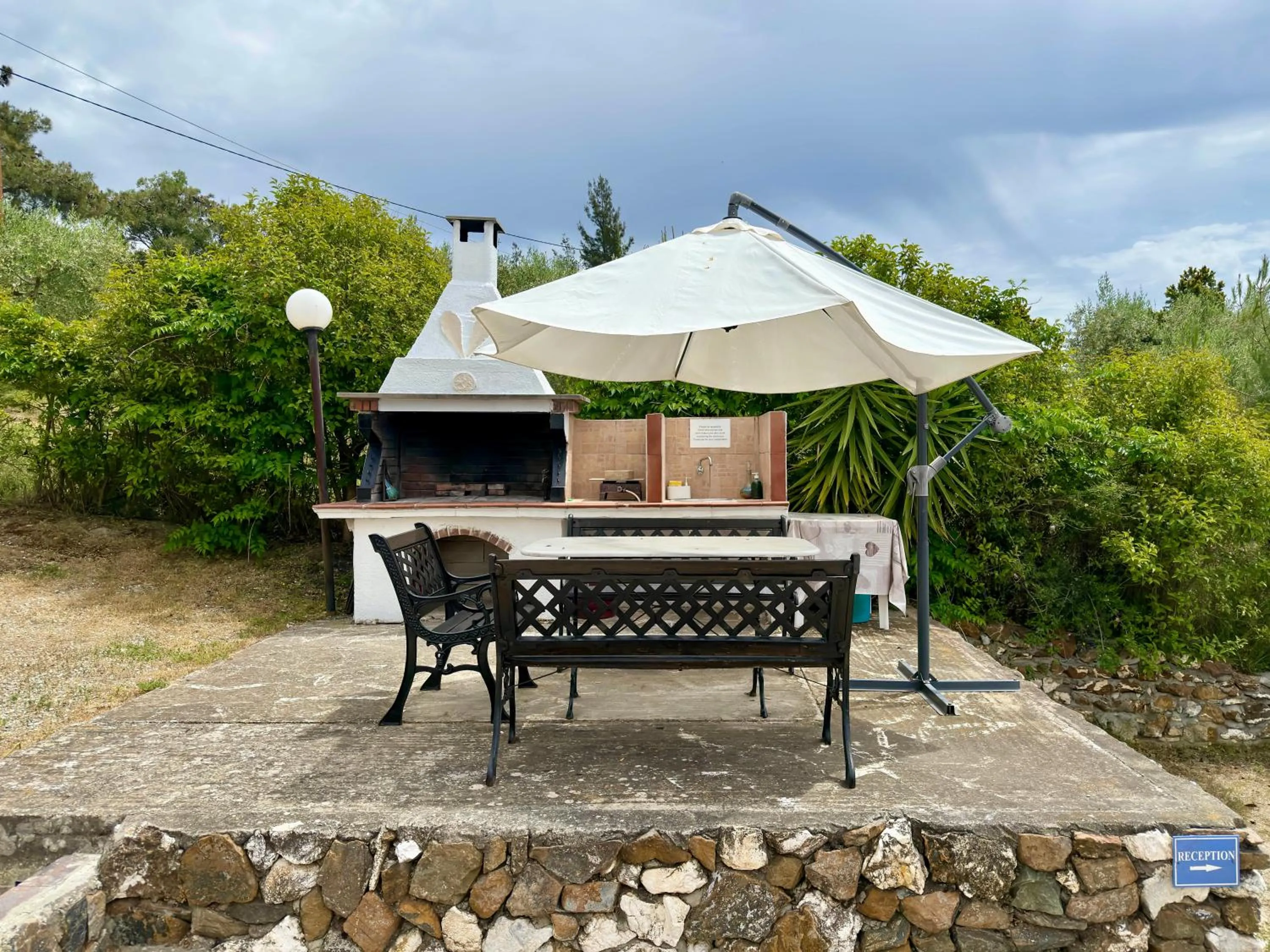 BBQ facilities in Maistrali Beach Studios
