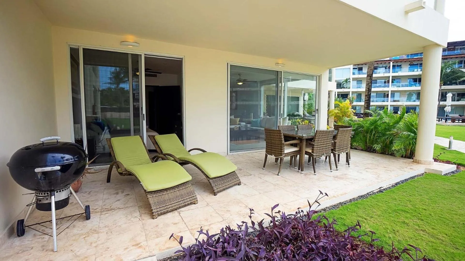 Garden in The Elements Oceanfront & Beachside Condo Hotel