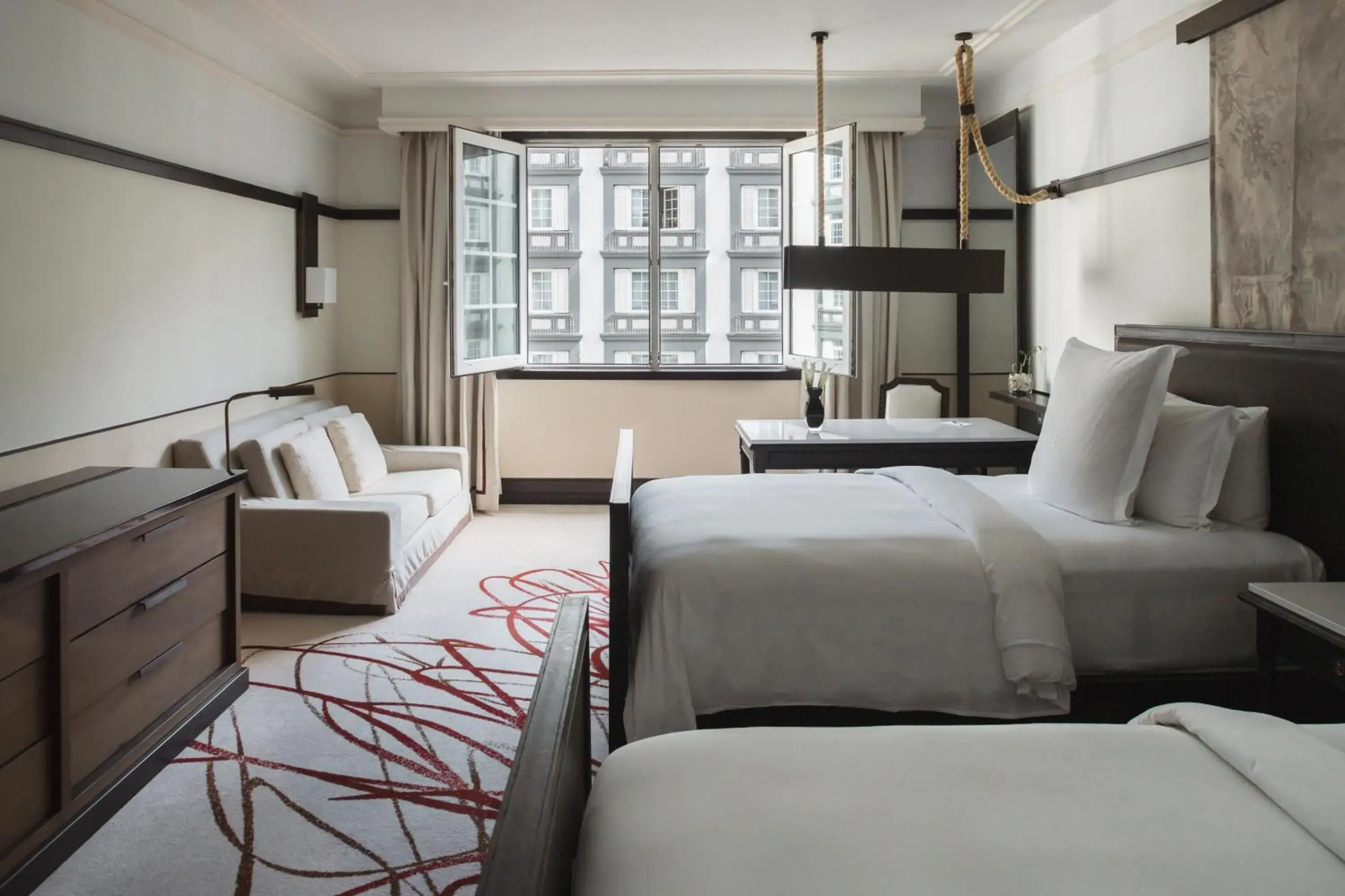 Deluxe Double Room with Two Double Beds in Four Seasons Hotel Mexico City Deluxe Double Room with Two Double Beds in Four Seasons Hotel Mexico City