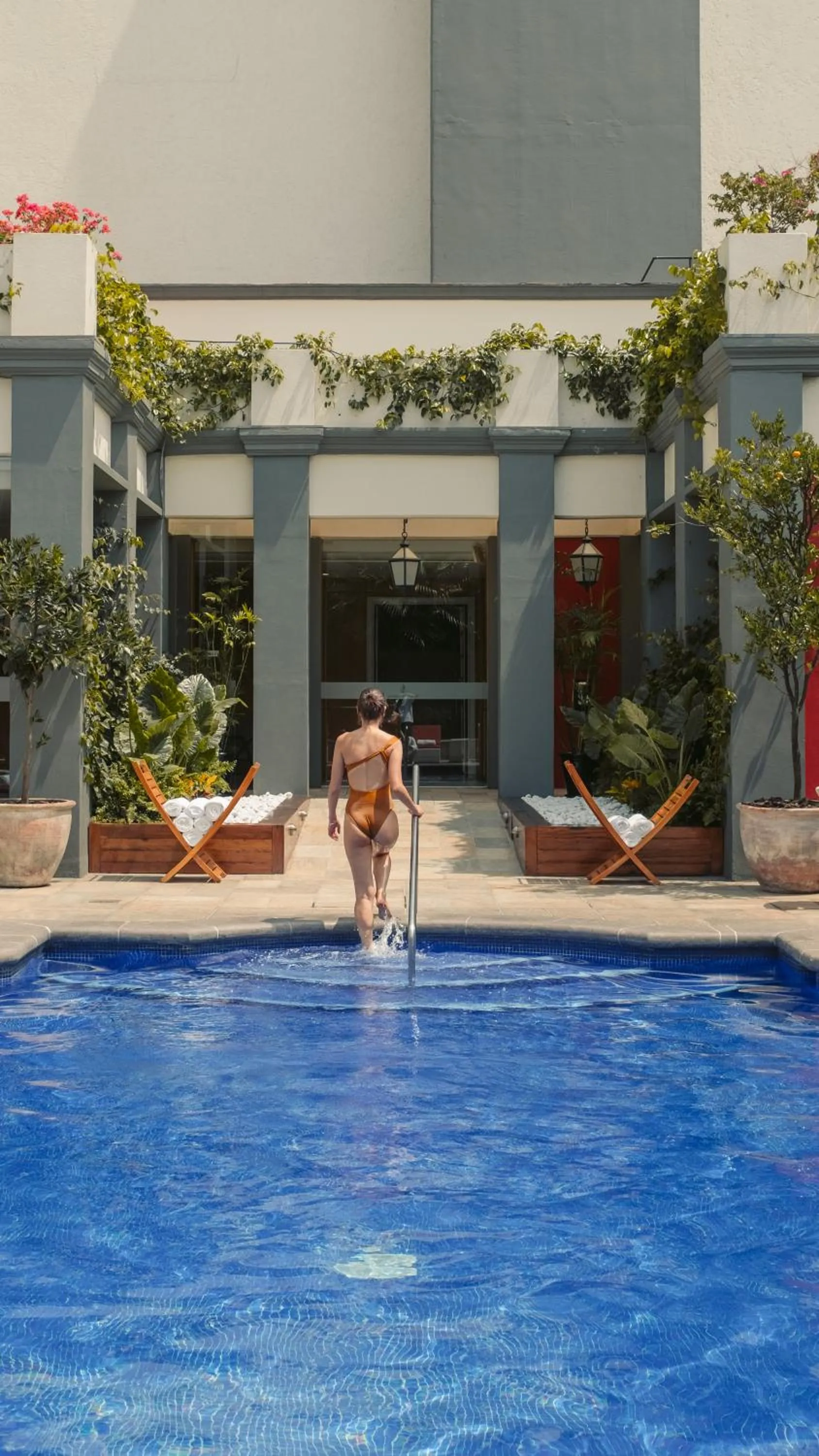 Swimming pool in Four Seasons Hotel Mexico City