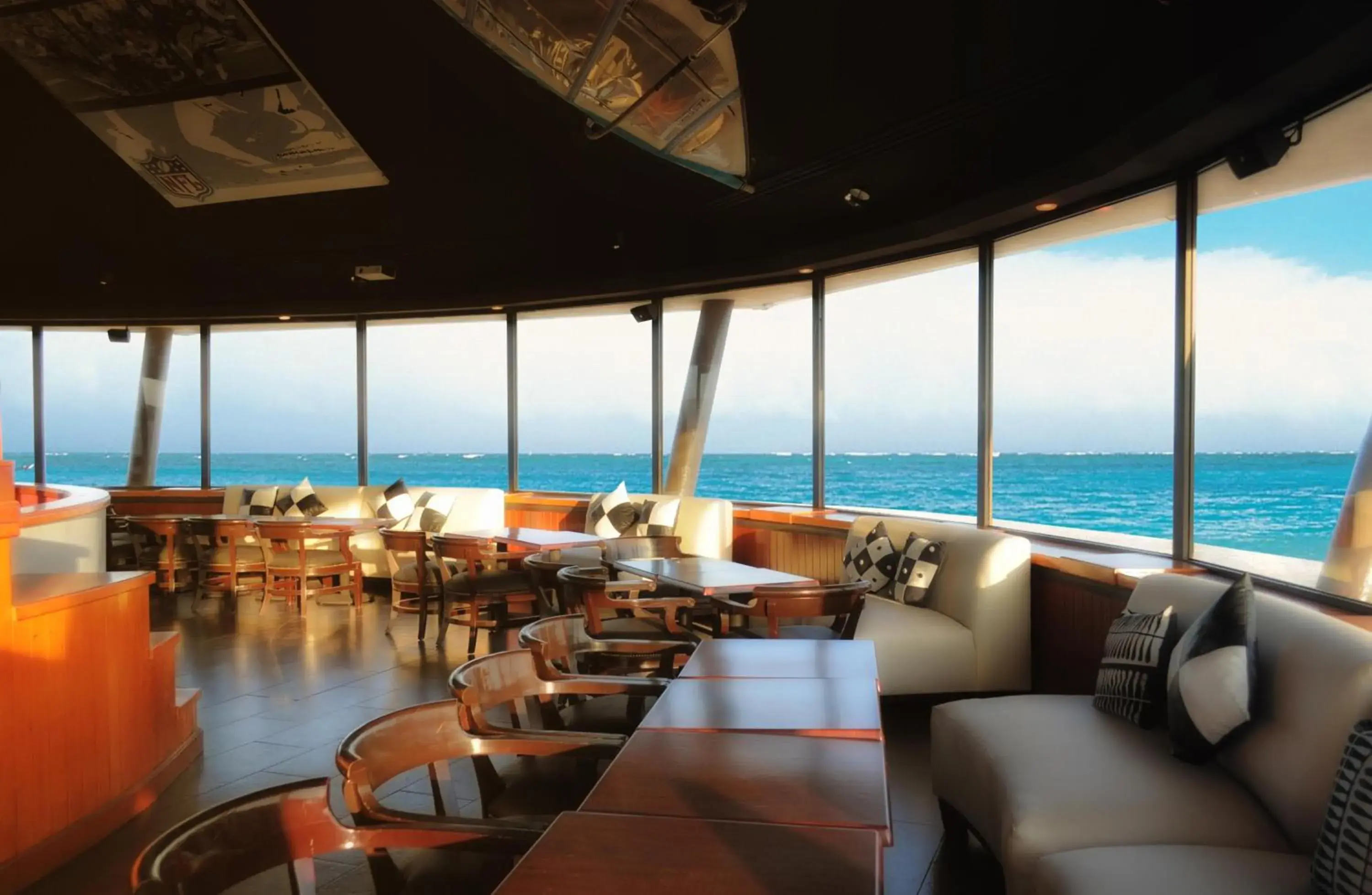 Lounge or bar in Barceló Gran Faro Los Cabos Lounge or bar in Barceló Gran Faro Los Cabos