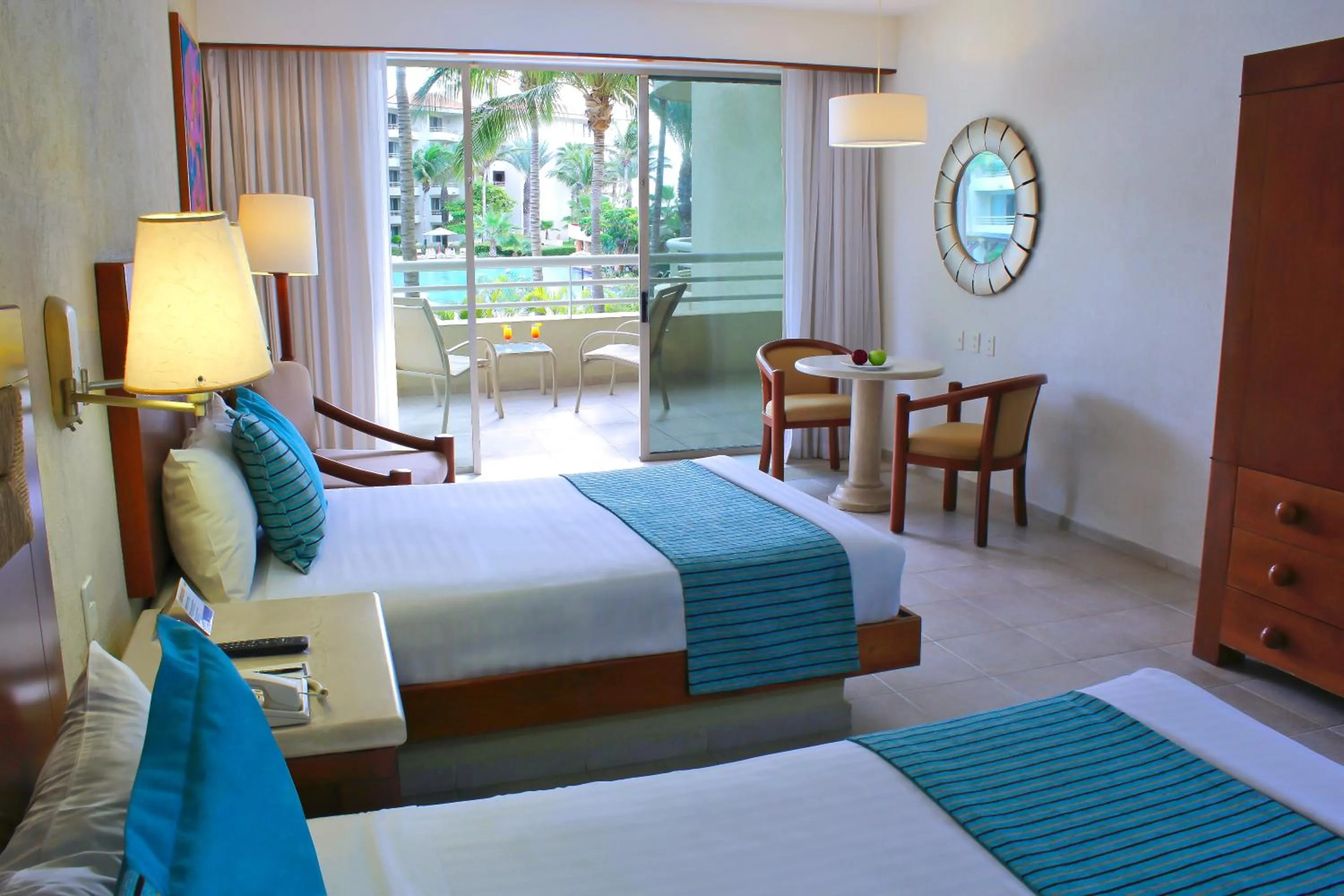 Photo of the whole room in Barceló Gran Faro Los Cabos