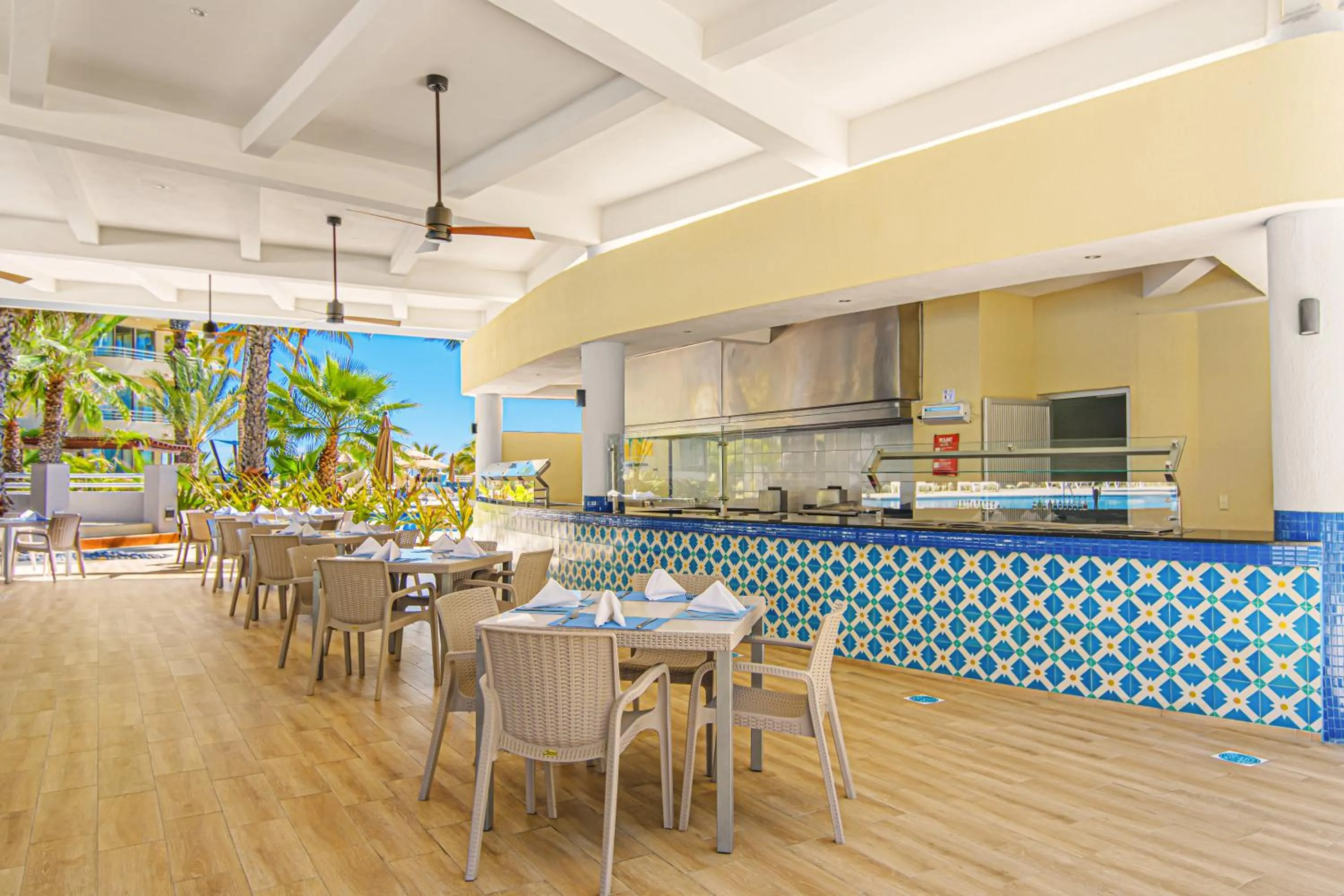 Restaurant/places to eat in Barceló Gran Faro Los Cabos