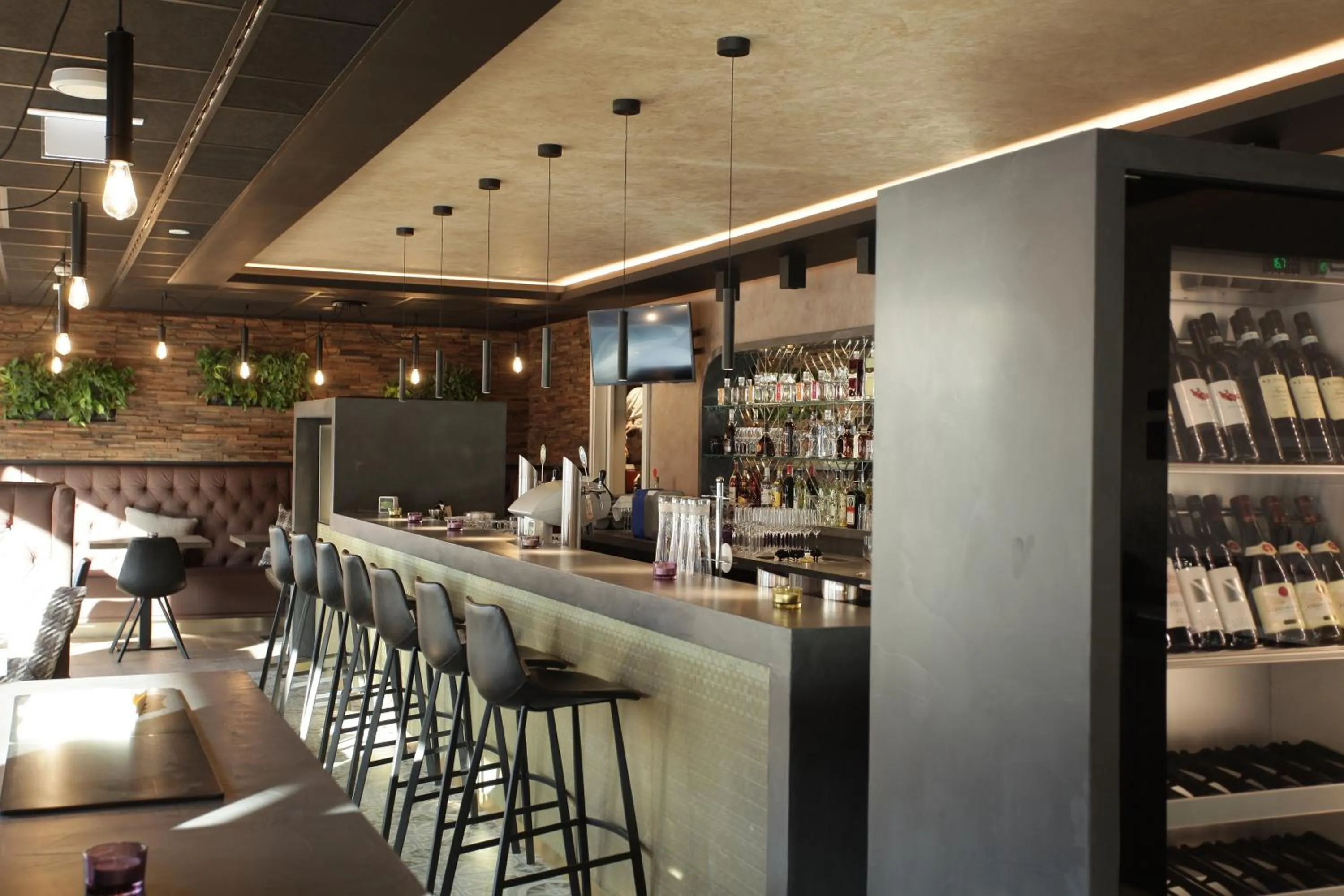 Restaurant/places to eat in Hotel Aurelia