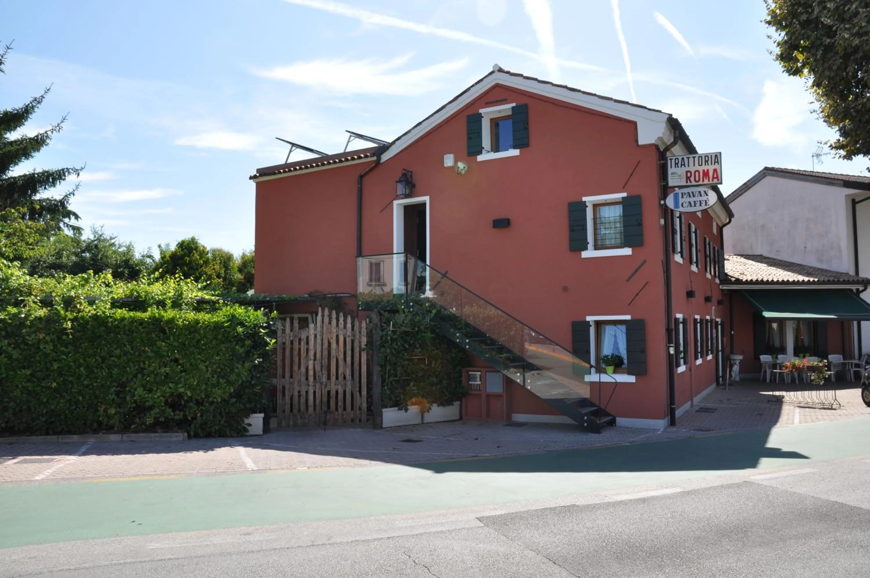 Facade/entrance in Casa Rosanna