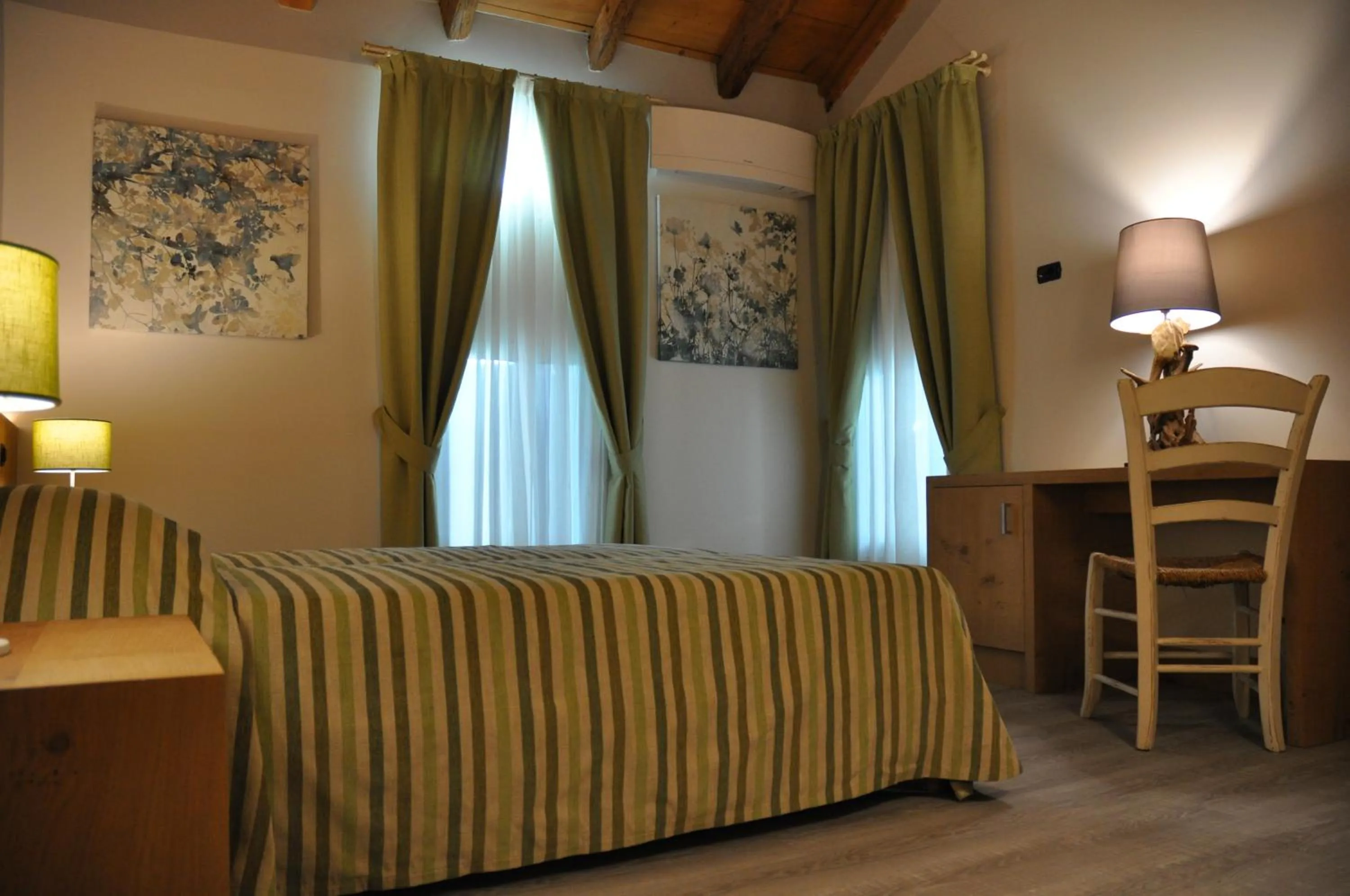 Photo of the whole room, Bed in Casa Rosanna