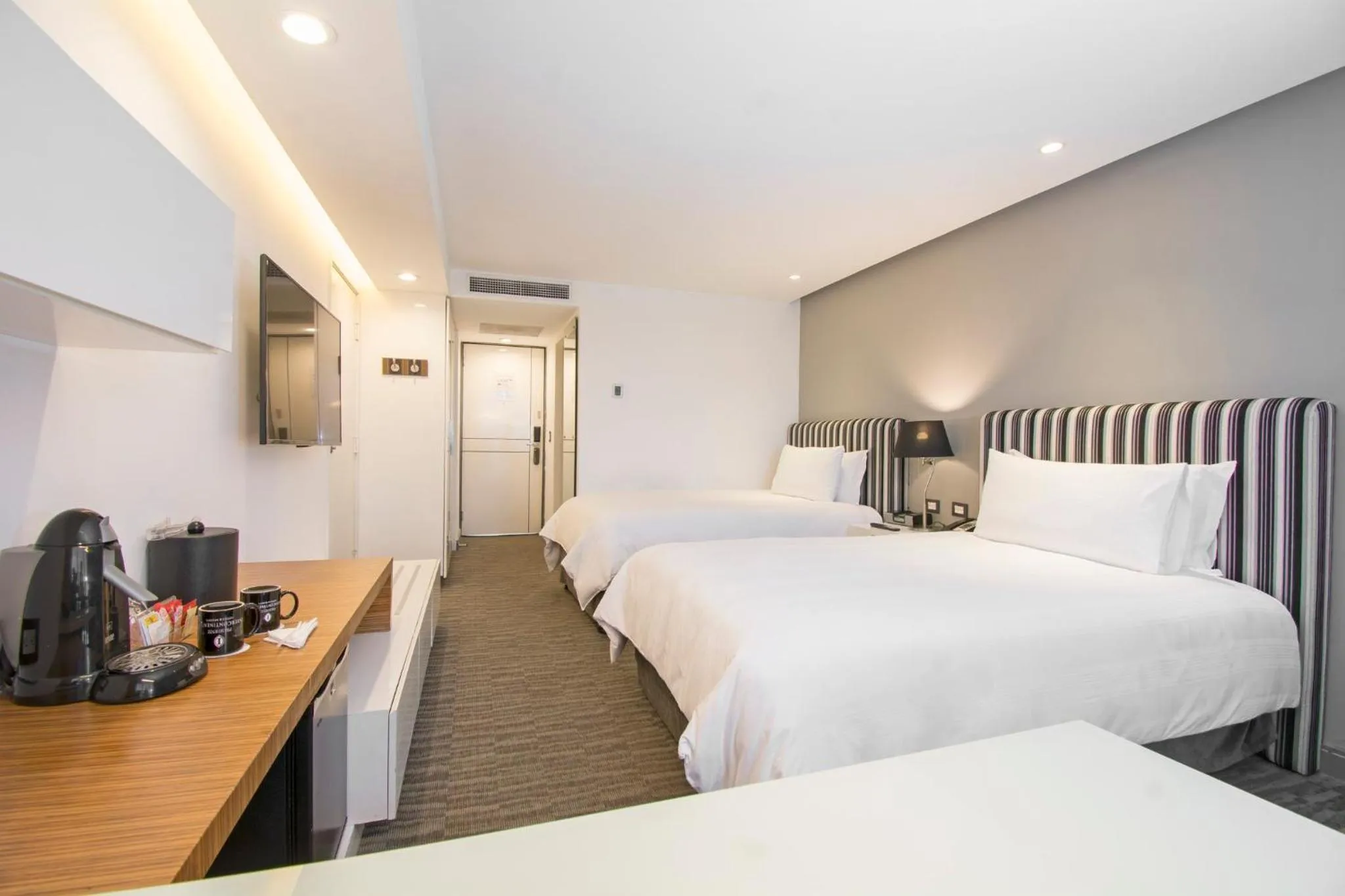 Photo of the whole room, Bed in Presidente InterContinental Guadalajara by IHG