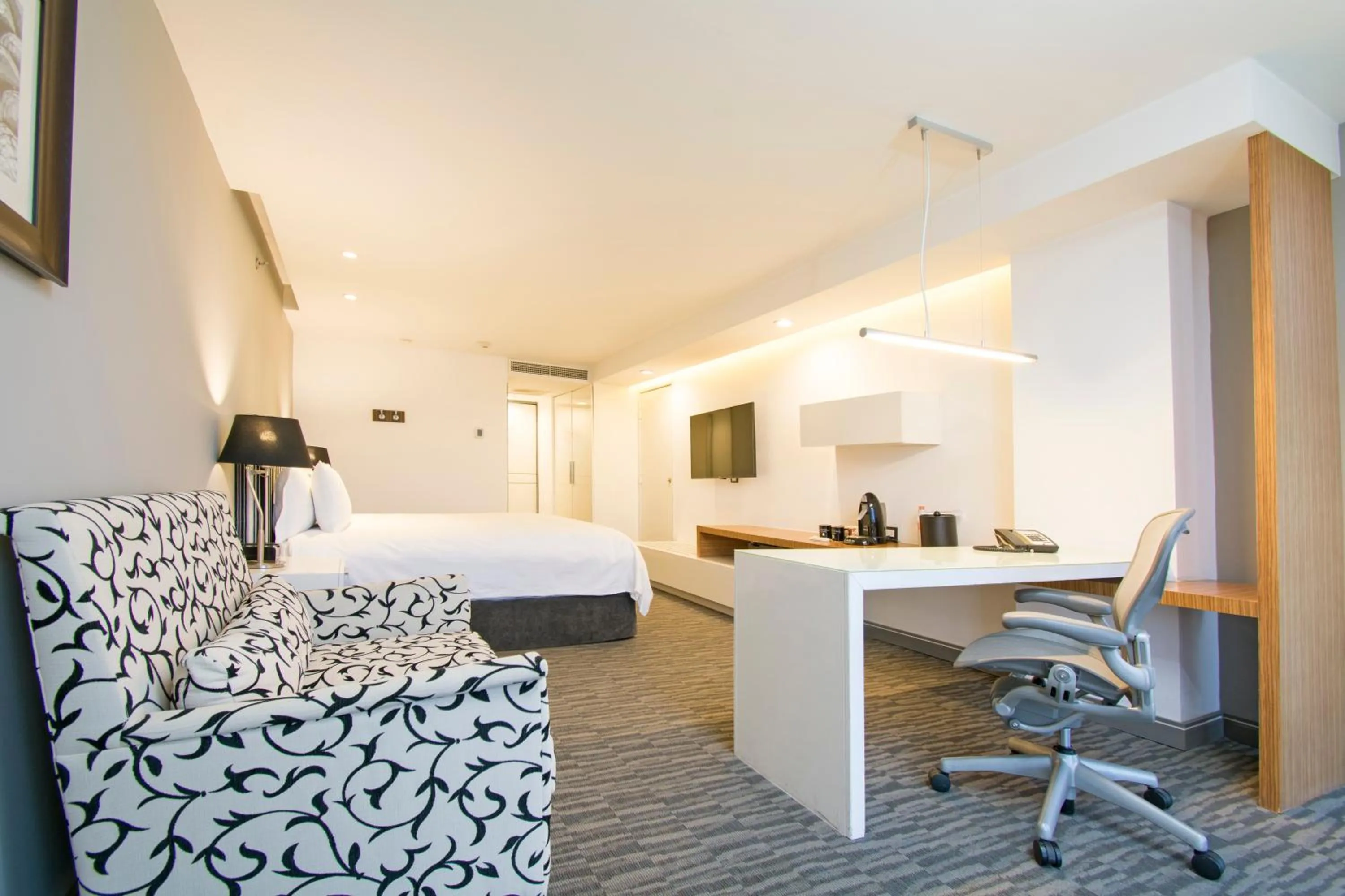 Bed in Presidente InterContinental Guadalajara by IHG