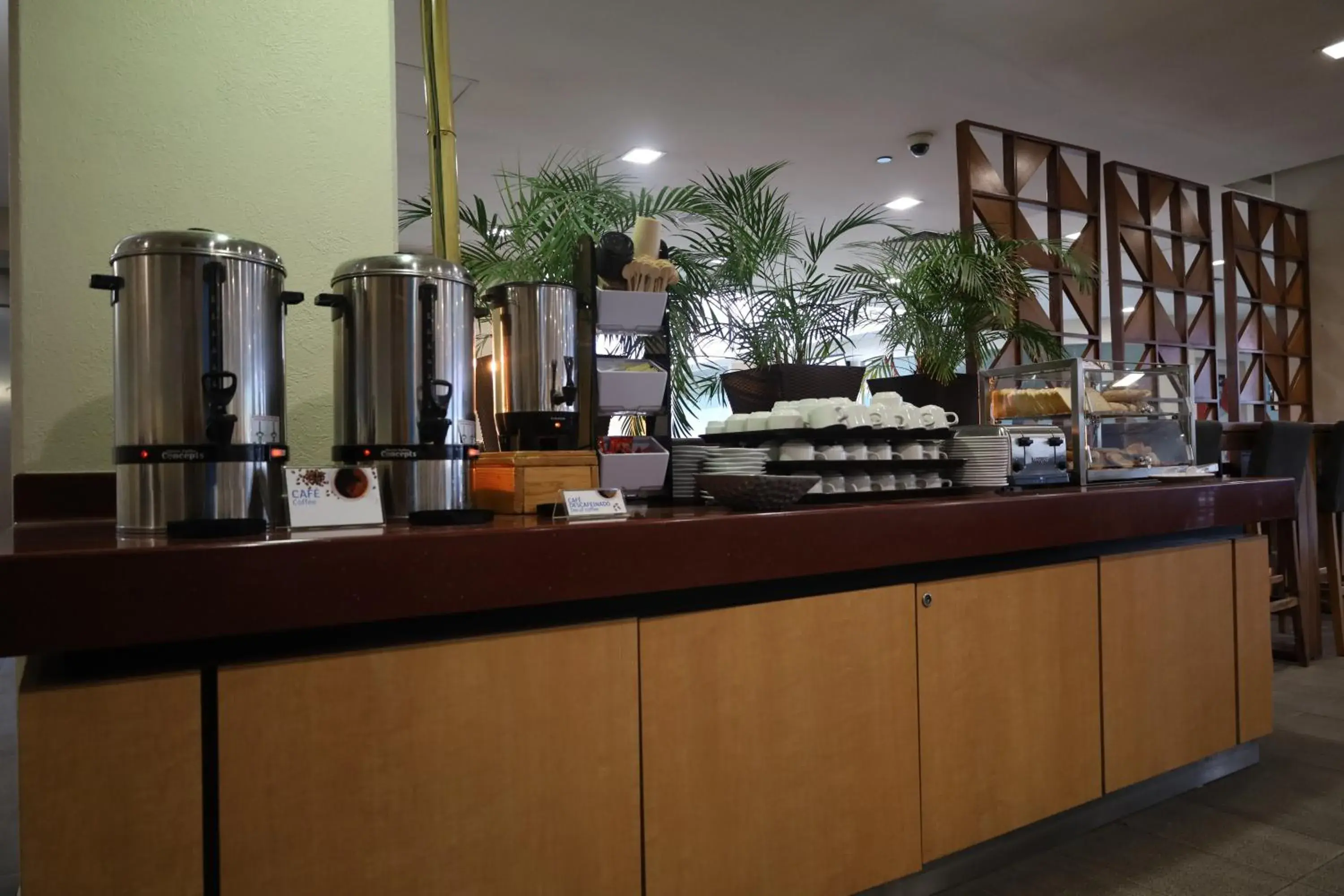 Restaurant/places to eat in Holiday Inn Express Guadalajara Expo by IHG Restaurant/places to eat in Holiday Inn Express Guadalajara Expo by IHG