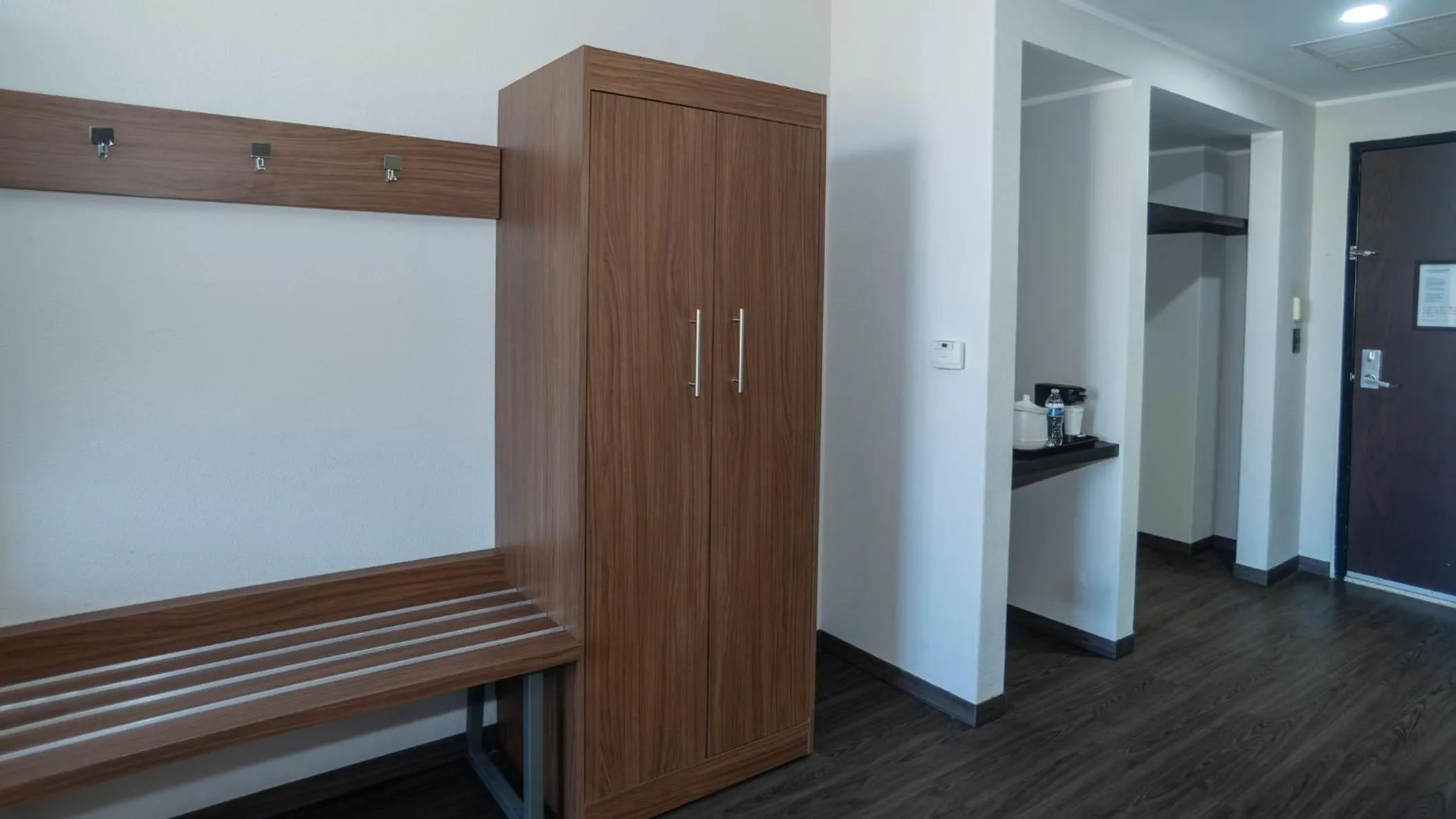 Photo of the whole room in Holiday Inn Express Mexico Santa Fe by IHG