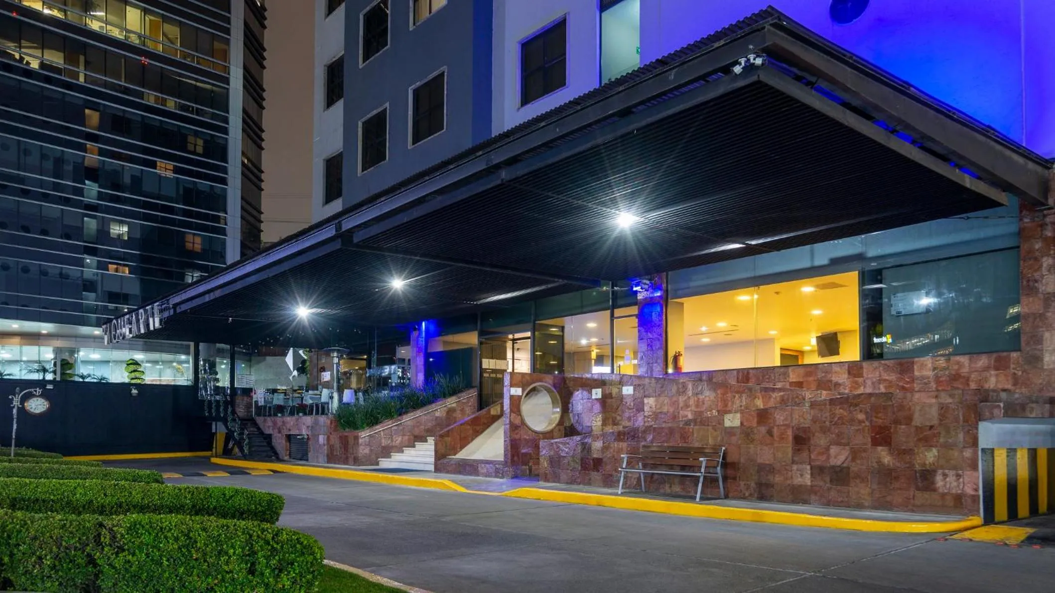 Property building in Holiday Inn Express Mexico Santa Fe by IHG