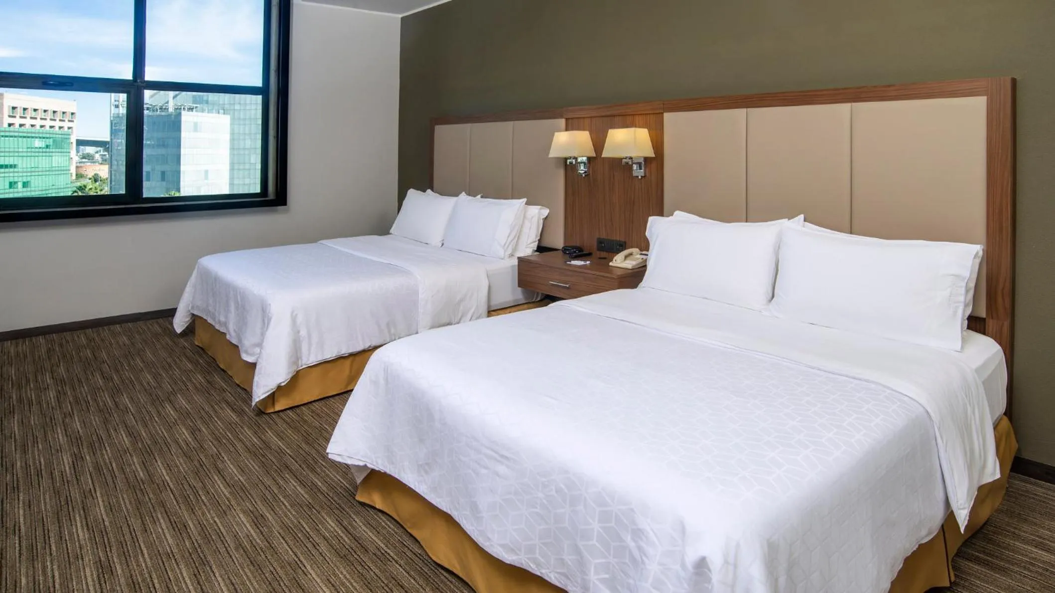 Bed in Holiday Inn Express Mexico Santa Fe by IHG