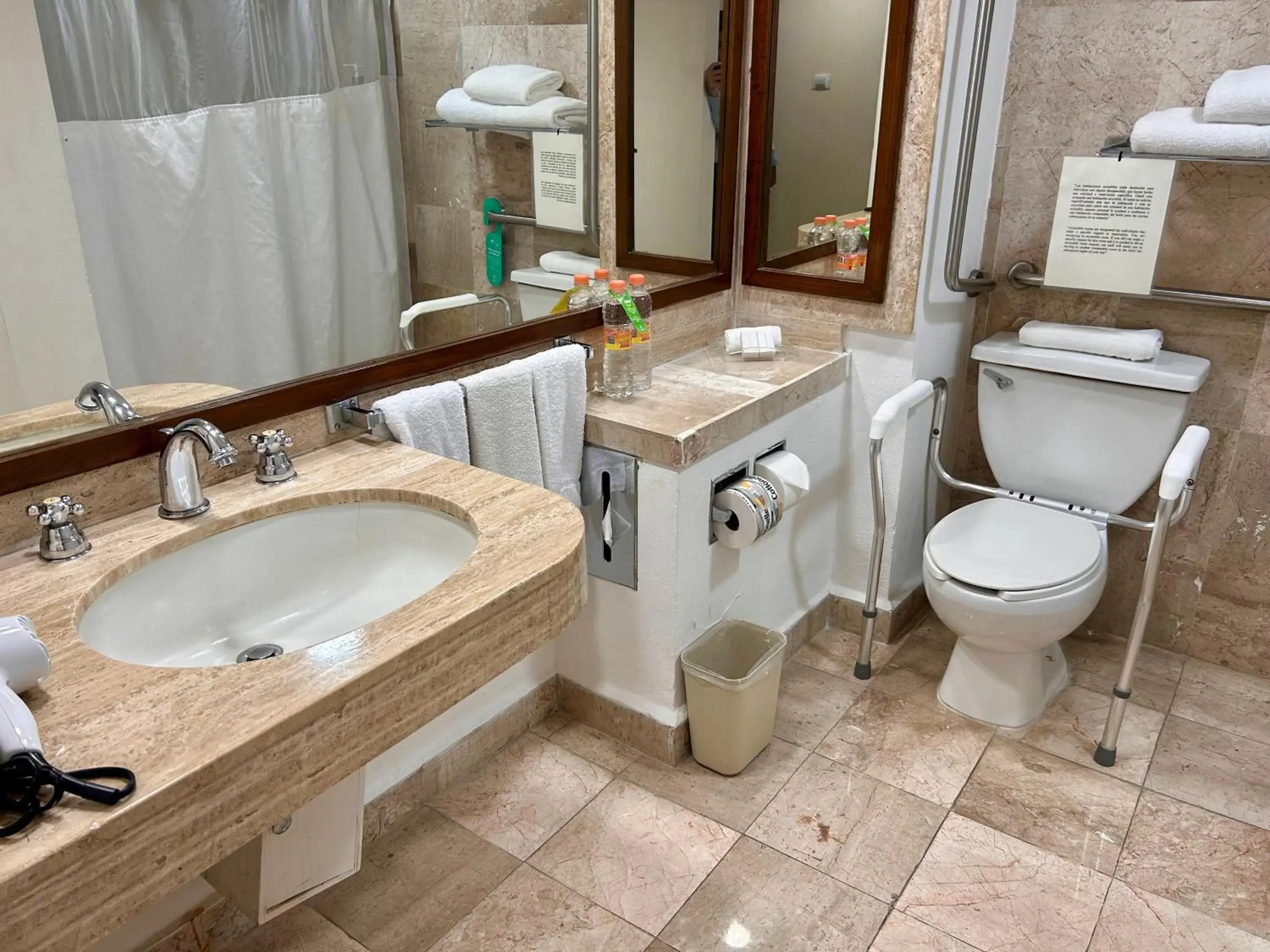 Standard Double Room with Two Double Beds - Disability Access in Holiday Inn Merida, an IHG Hotel Standard Double Room with Two Double Beds - Disability Access in Holiday Inn Merida, an IHG Hotel