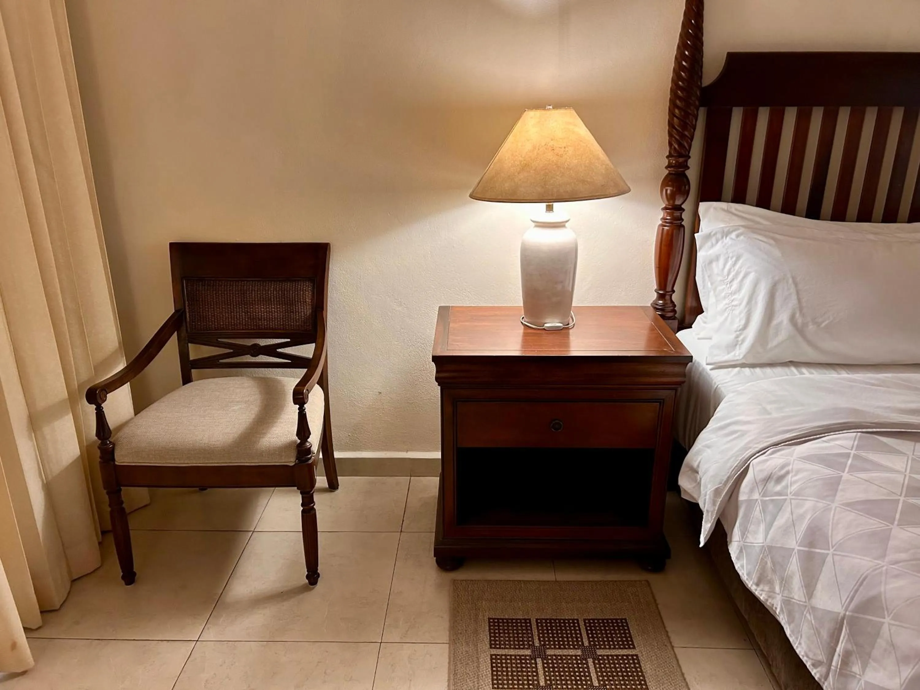 View (from property/room), Bed in Holiday Inn Merida by IHG