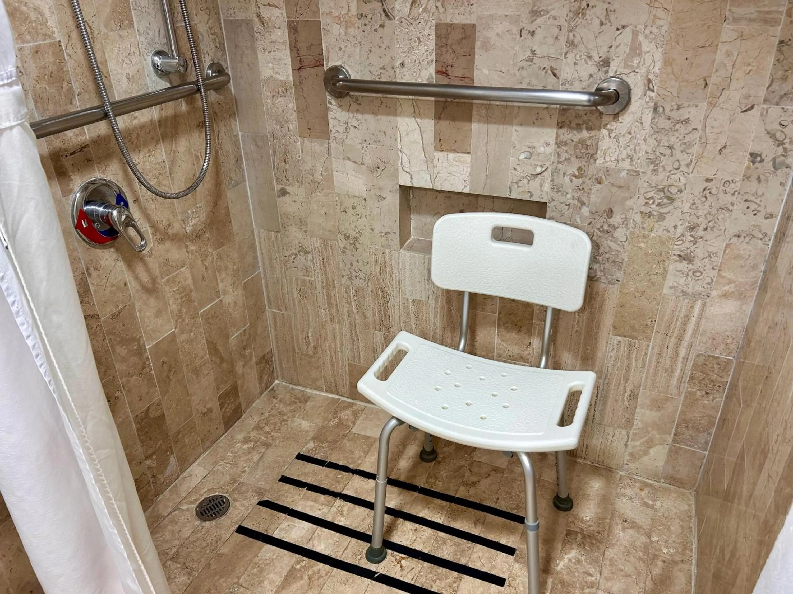 Public Bath in Holiday Inn Merida by IHG
