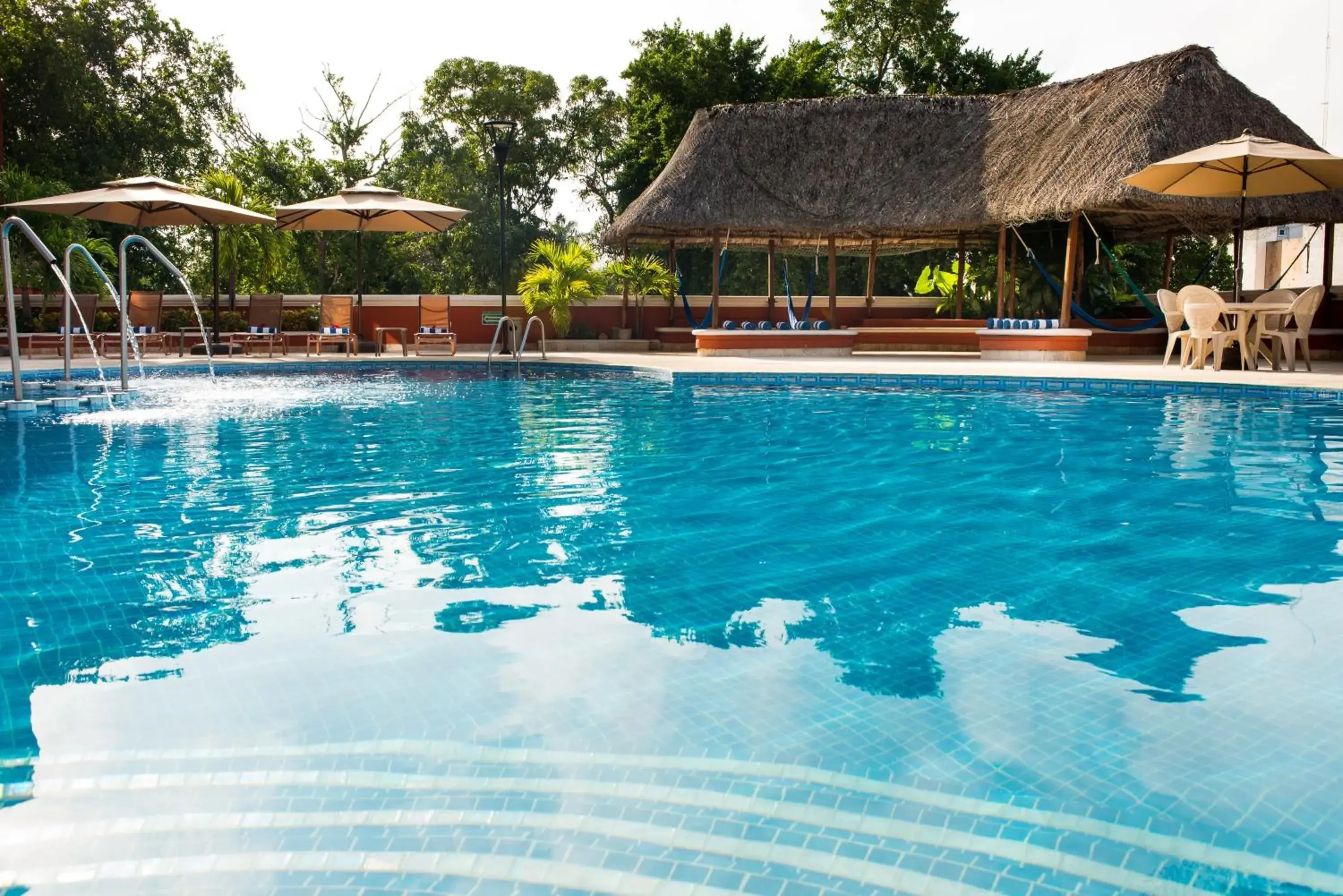 Swimming pool in Holiday Inn Merida by IHG Swimming pool in Holiday Inn Merida by IHG