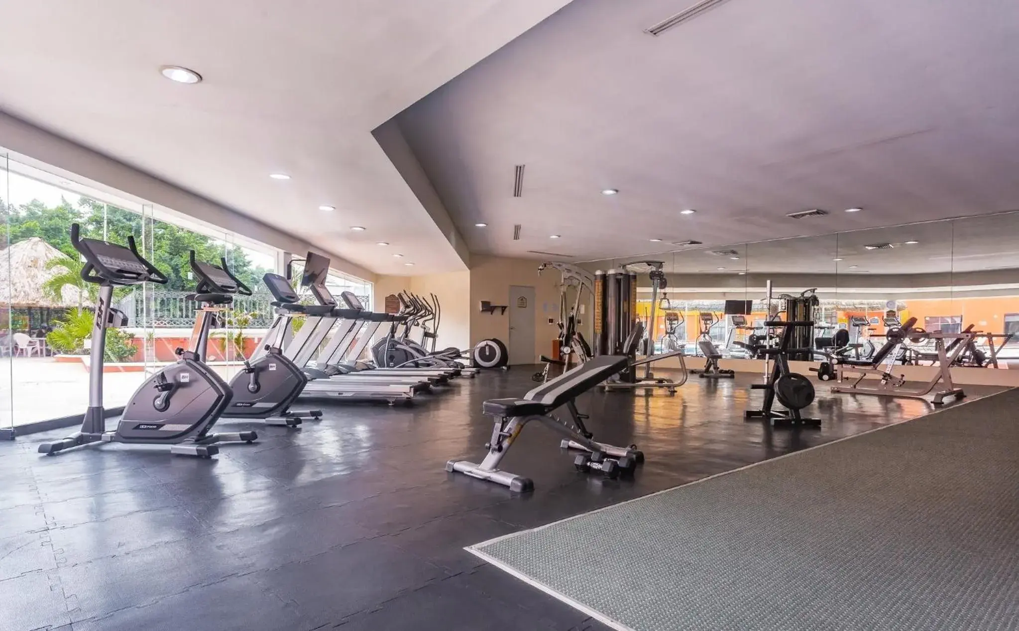 Fitness centre/facilities in Holiday Inn Merida by IHG Fitness centre/facilities in Holiday Inn Merida by IHG