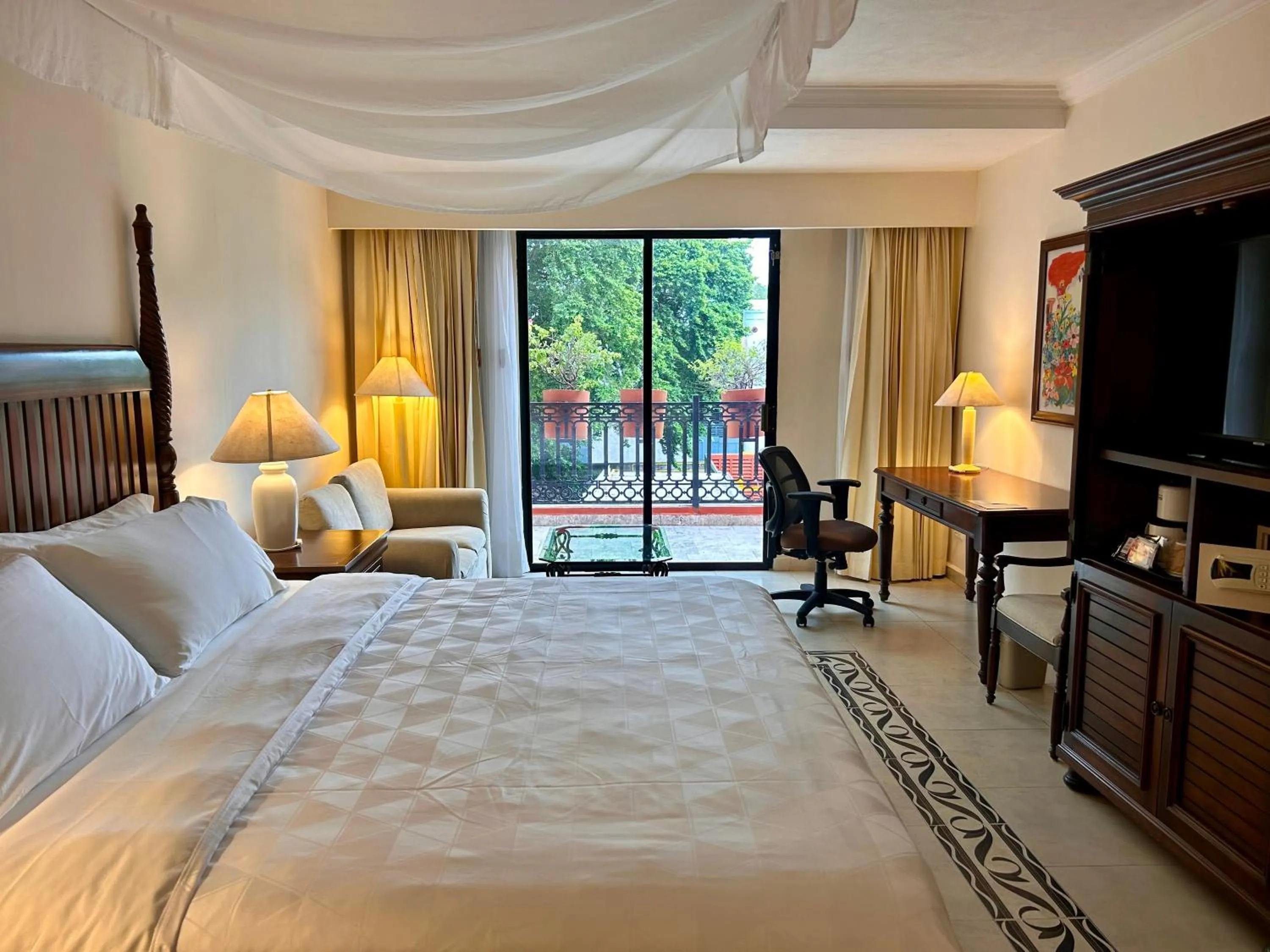 Bed in Holiday Inn Merida by IHG