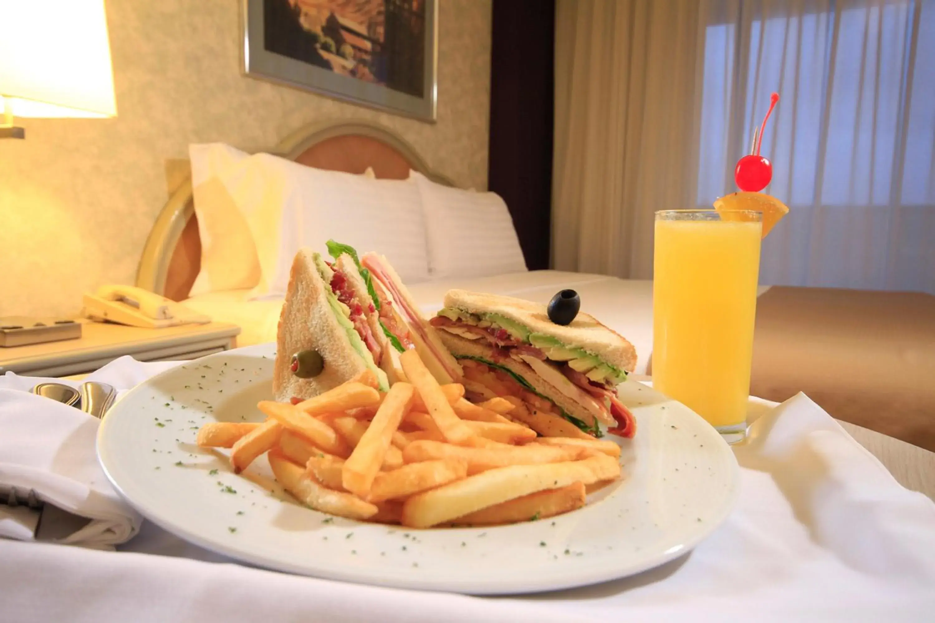 Photo of the whole room in Holiday Inn Monterrey-Parque Fundidora by IHG Photo of the whole room in Holiday Inn Monterrey-Parque Fundidora by IHG