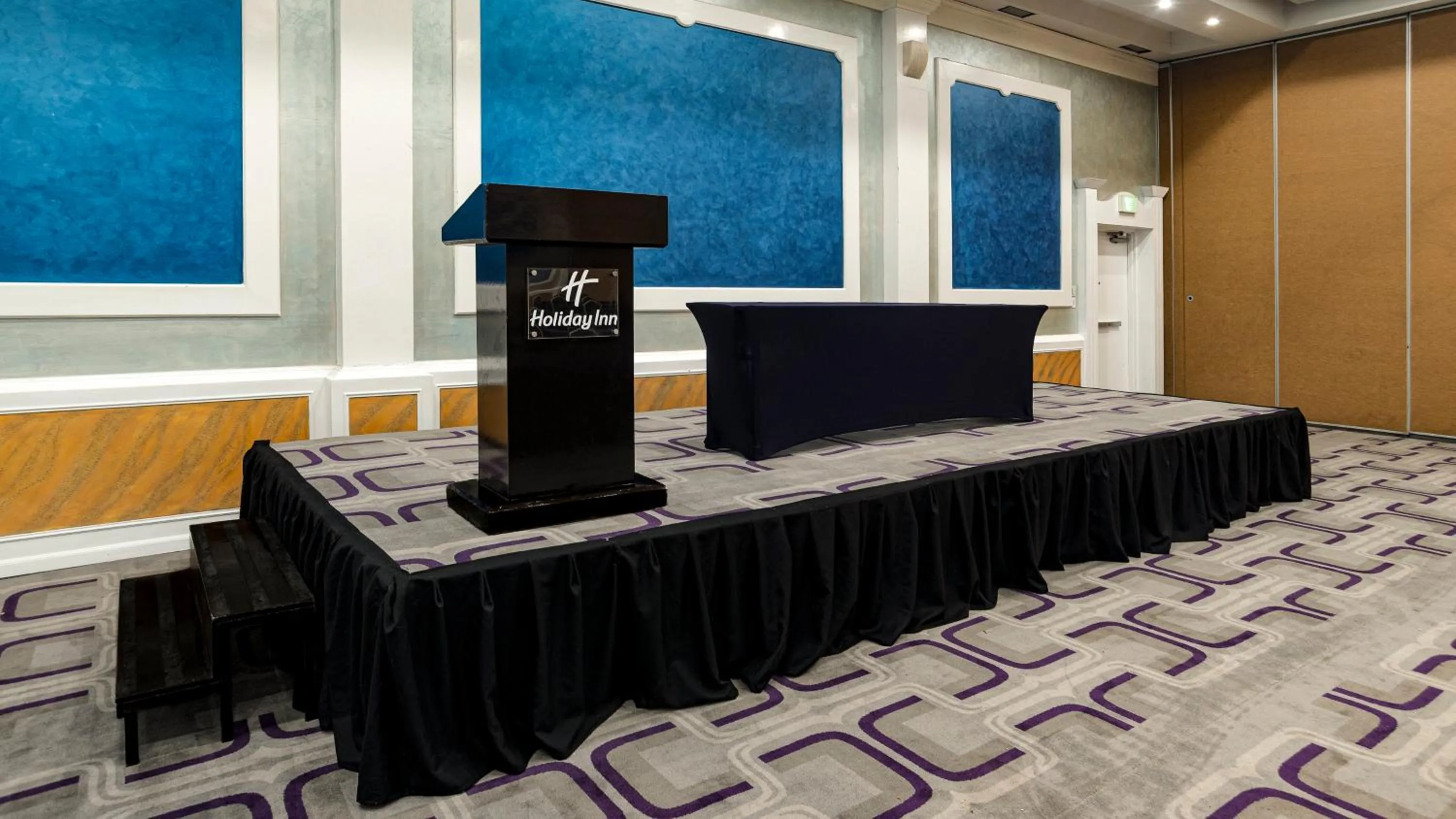 Meeting/conference room in Holiday Inn Cuernavaca by IHG