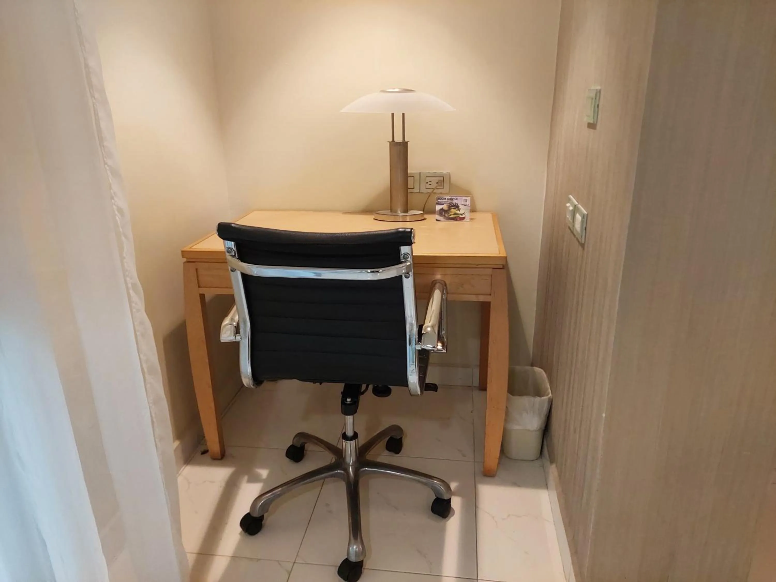 Seating area in Holiday Inn Cuernavaca by IHG