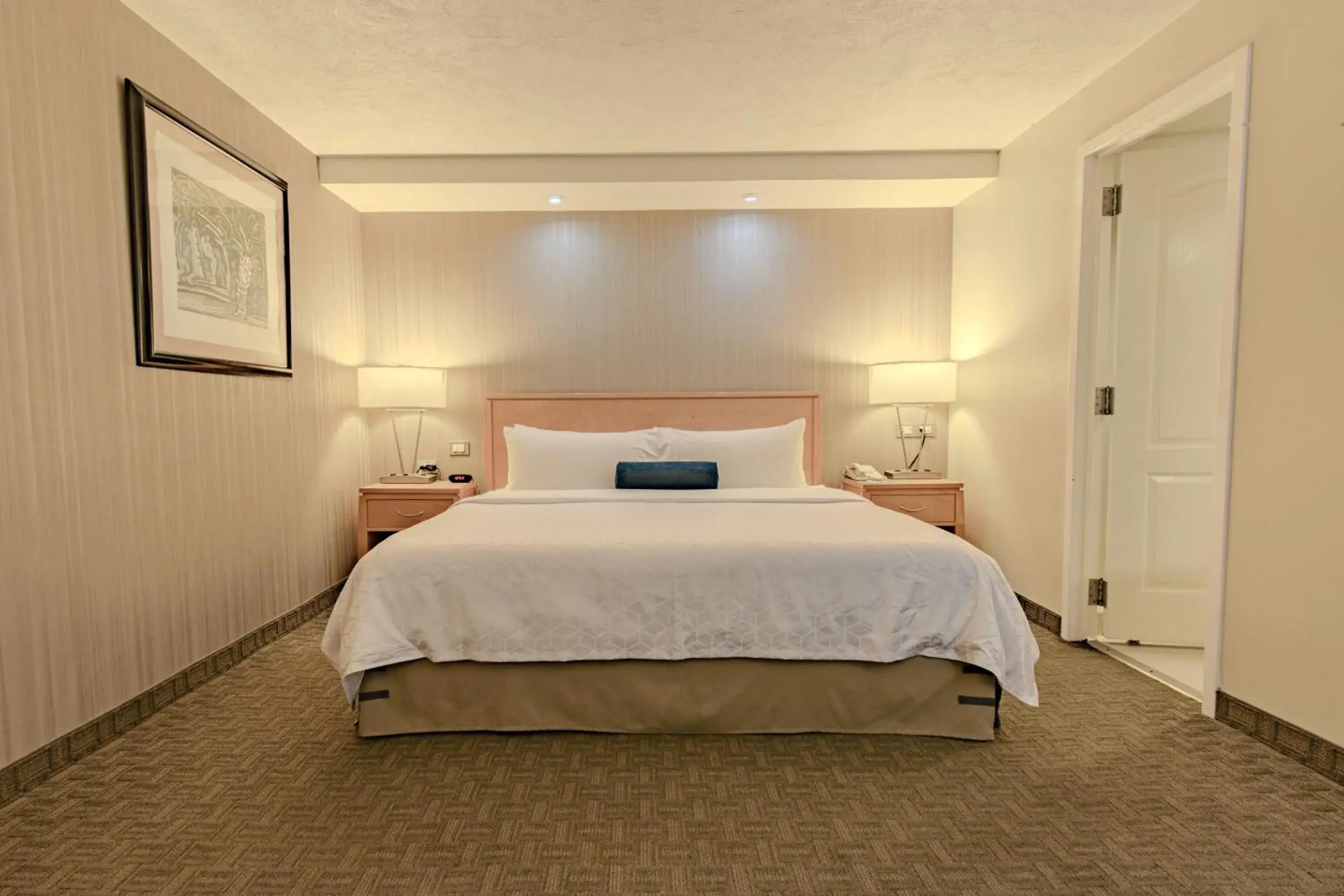 Bed in Holiday Inn Cuernavaca by IHG Bed in Holiday Inn Cuernavaca by IHG