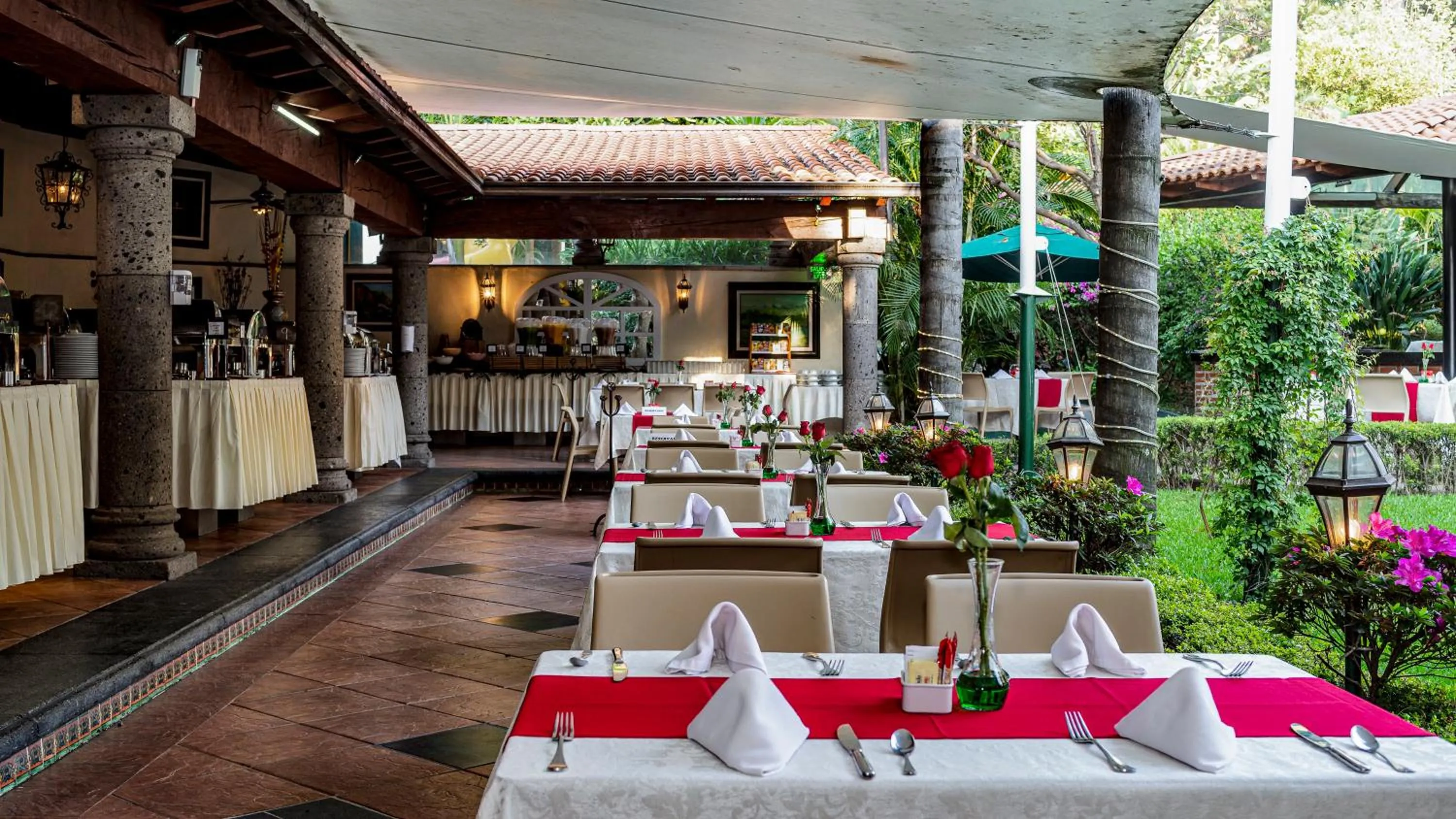 Restaurant/places to eat in Holiday Inn Cuernavaca by IHG