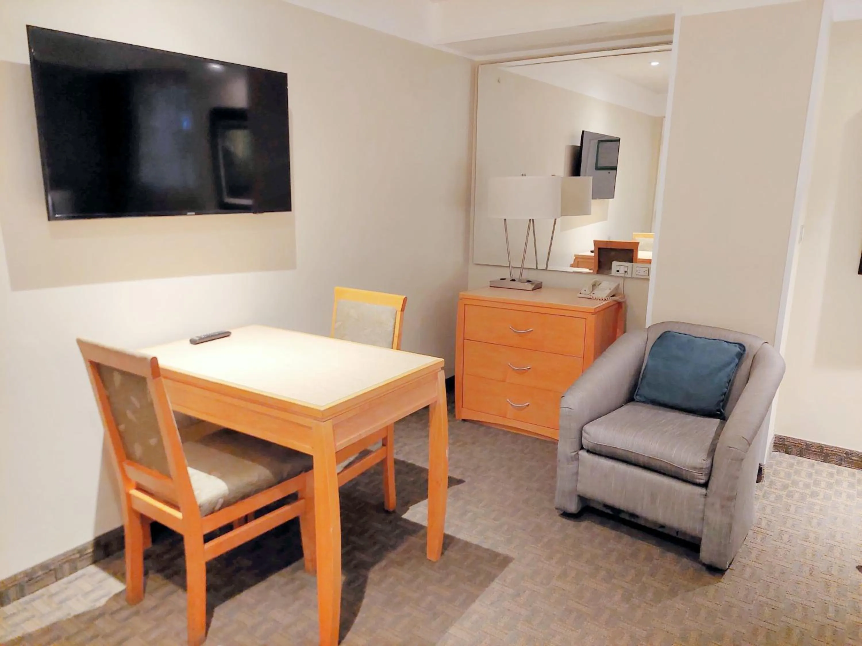 Photo of the whole room in Holiday Inn Cuernavaca by IHG