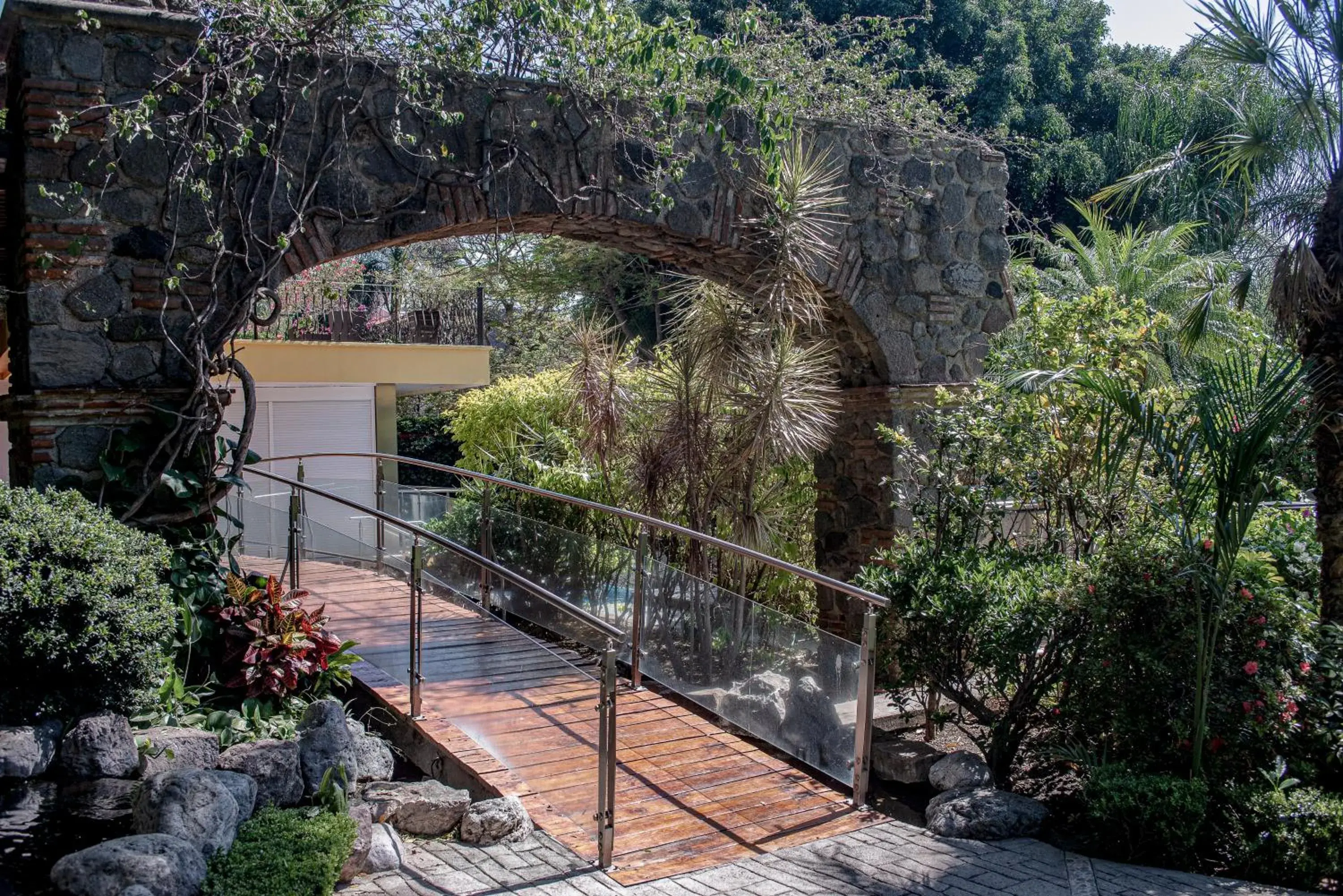 Restaurant/places to eat in Holiday Inn Cuernavaca by IHG Restaurant/places to eat in Holiday Inn Cuernavaca by IHG