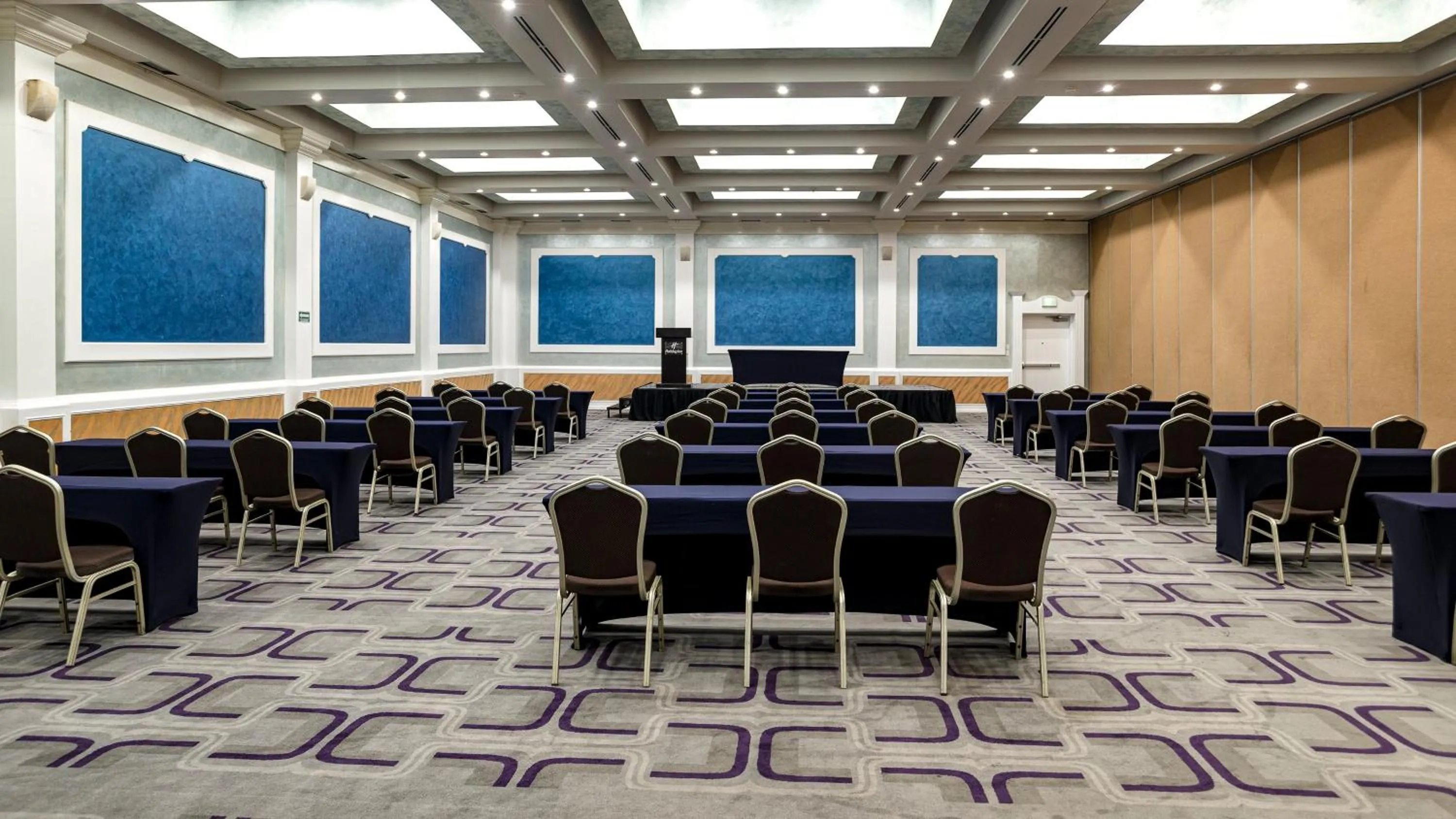 Meeting/conference room in Holiday Inn Cuernavaca by IHG