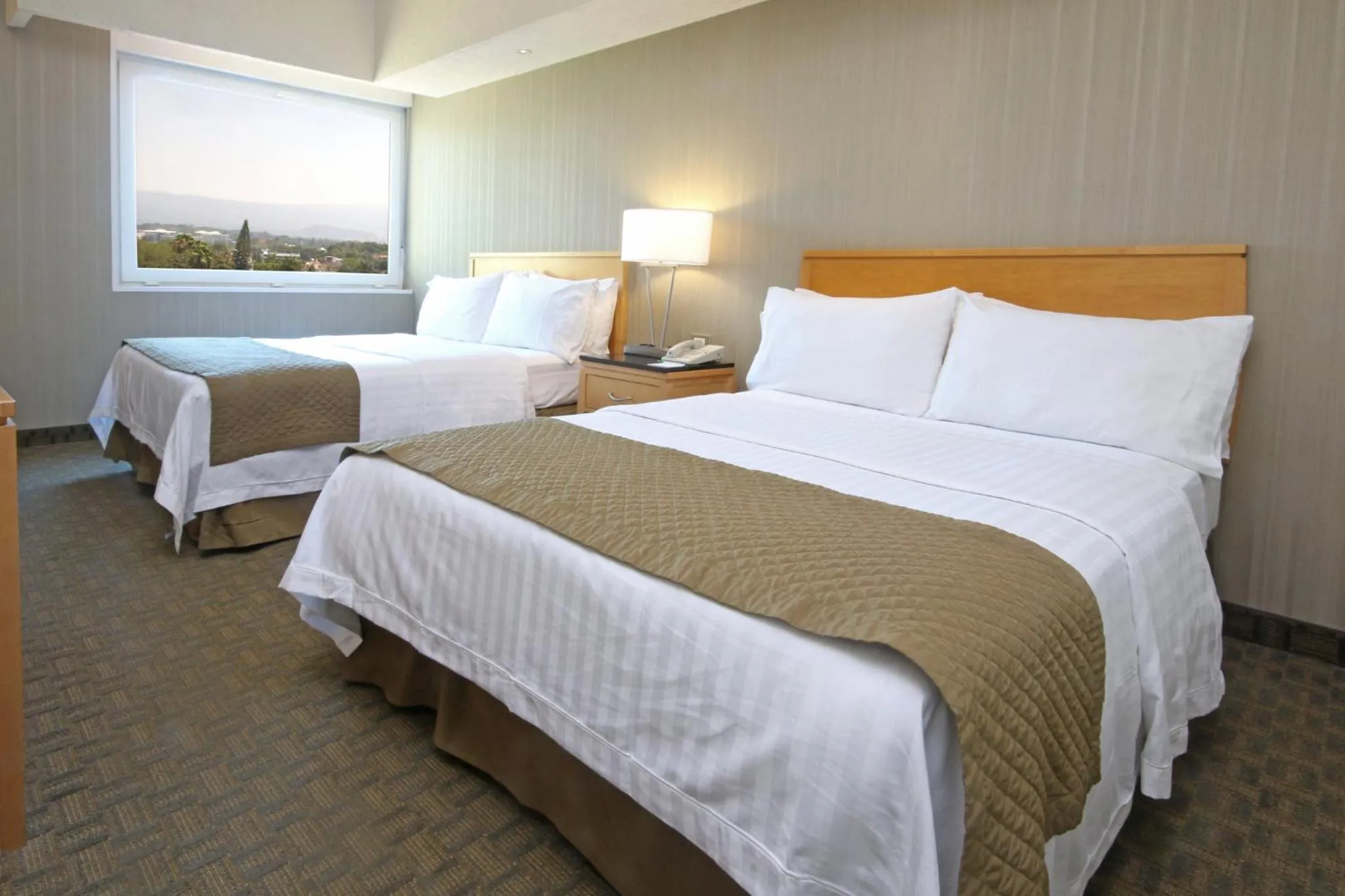 Photo of the whole room, Bed in Holiday Inn Cuernavaca by IHG