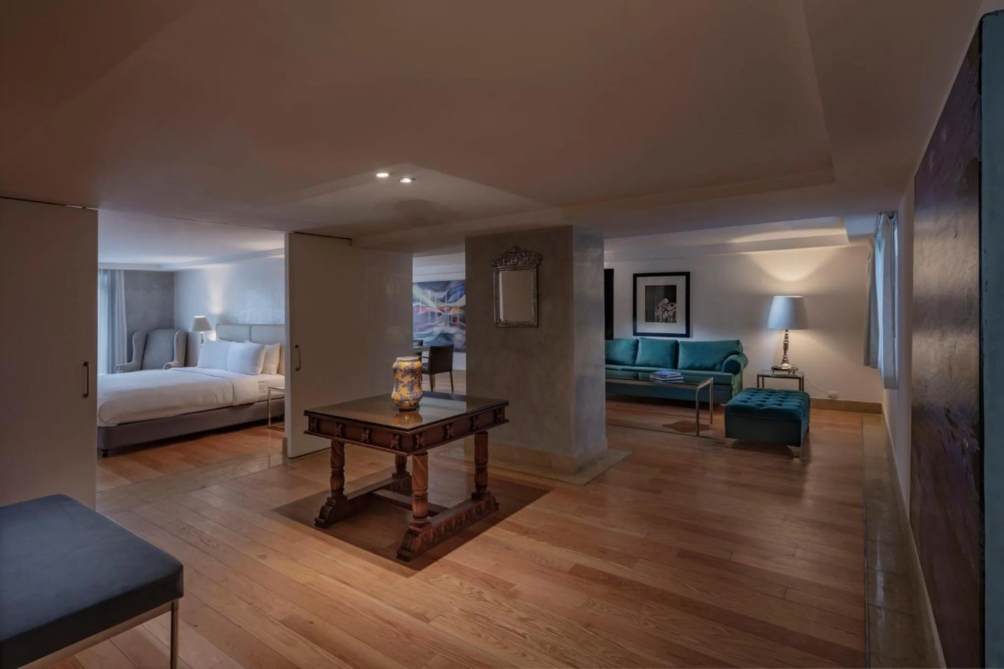 Photo of the whole room, Bed in Presidente InterContinental Puebla by IHG