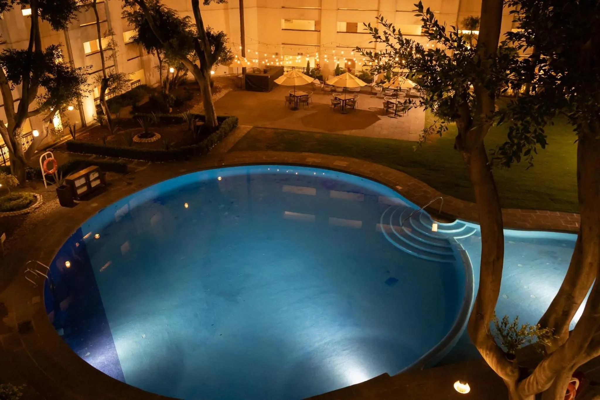 Swimming pool in Presidente InterContinental Puebla by IHG