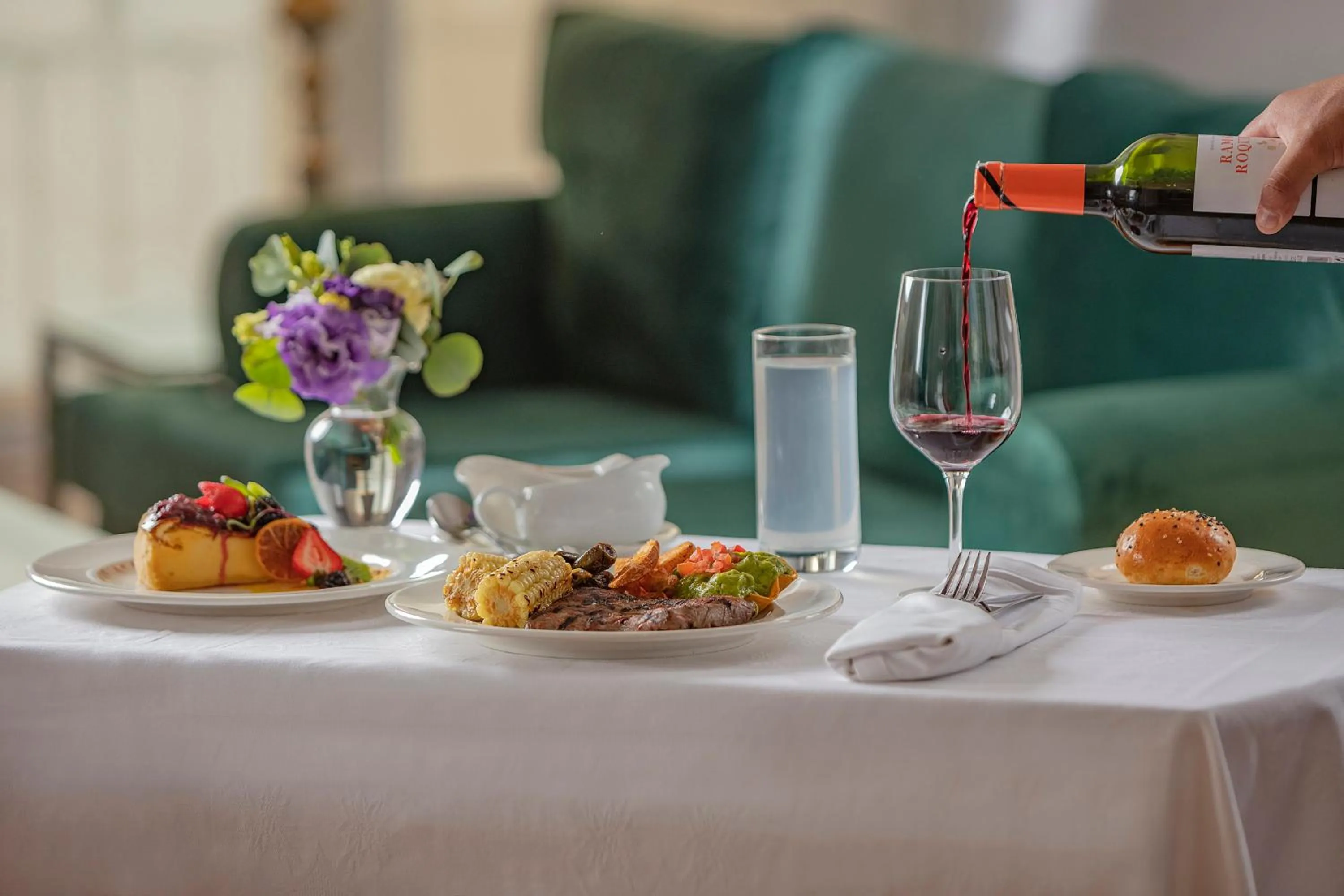 room service in Presidente InterContinental Puebla by IHG