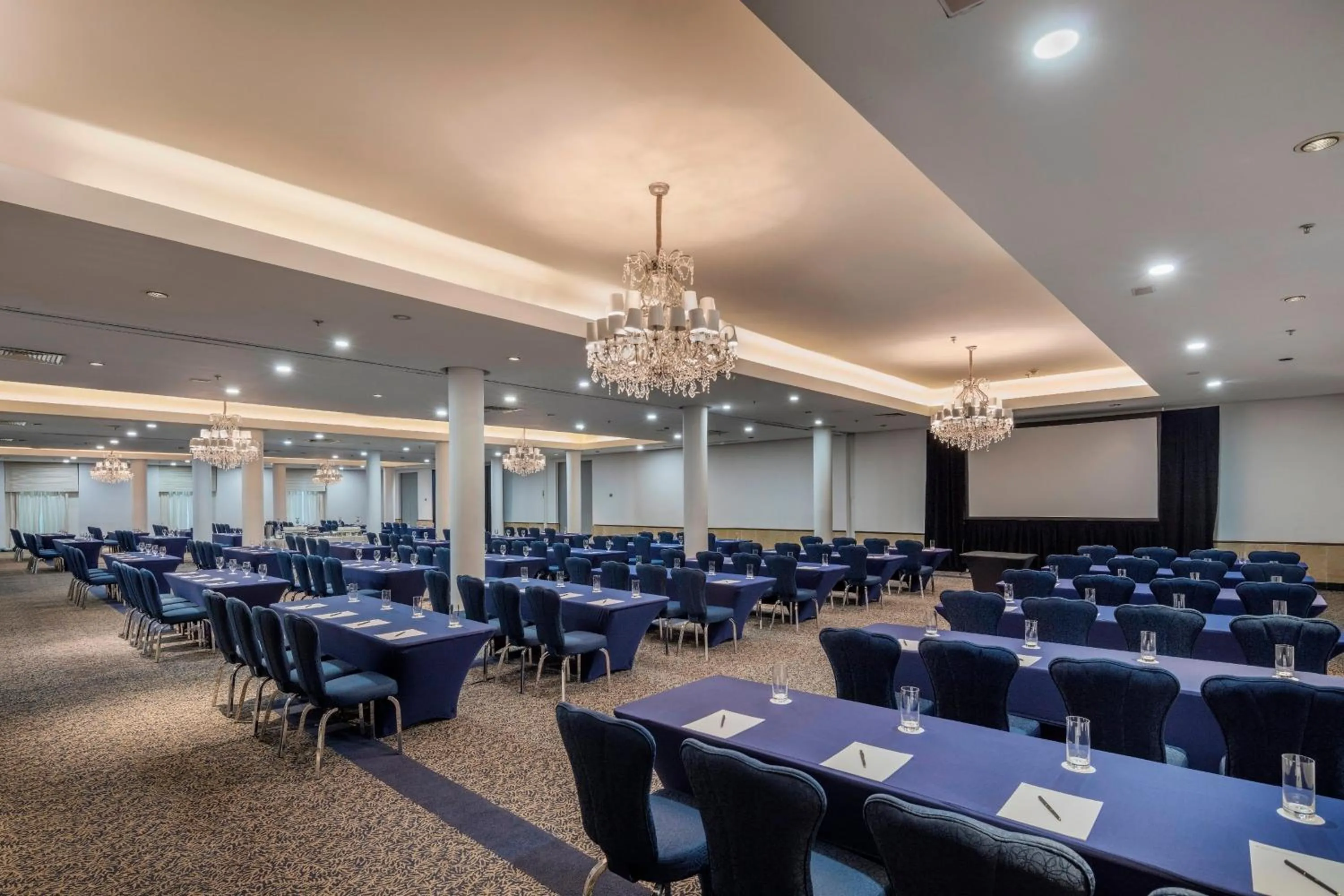 Meeting/conference room in Presidente InterContinental Puebla by IHG