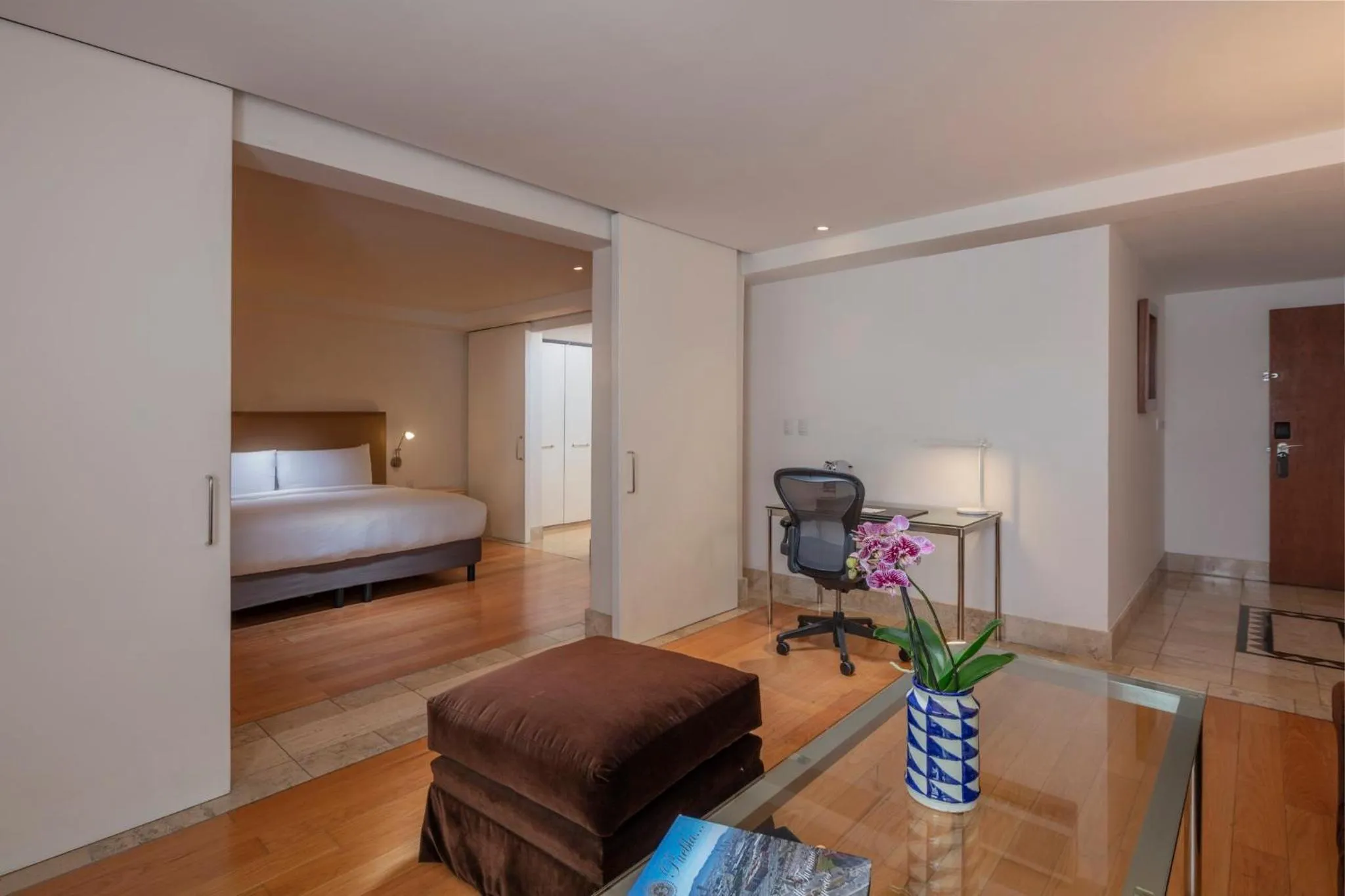 Photo of the whole room, Bed in Presidente InterContinental Puebla by IHG