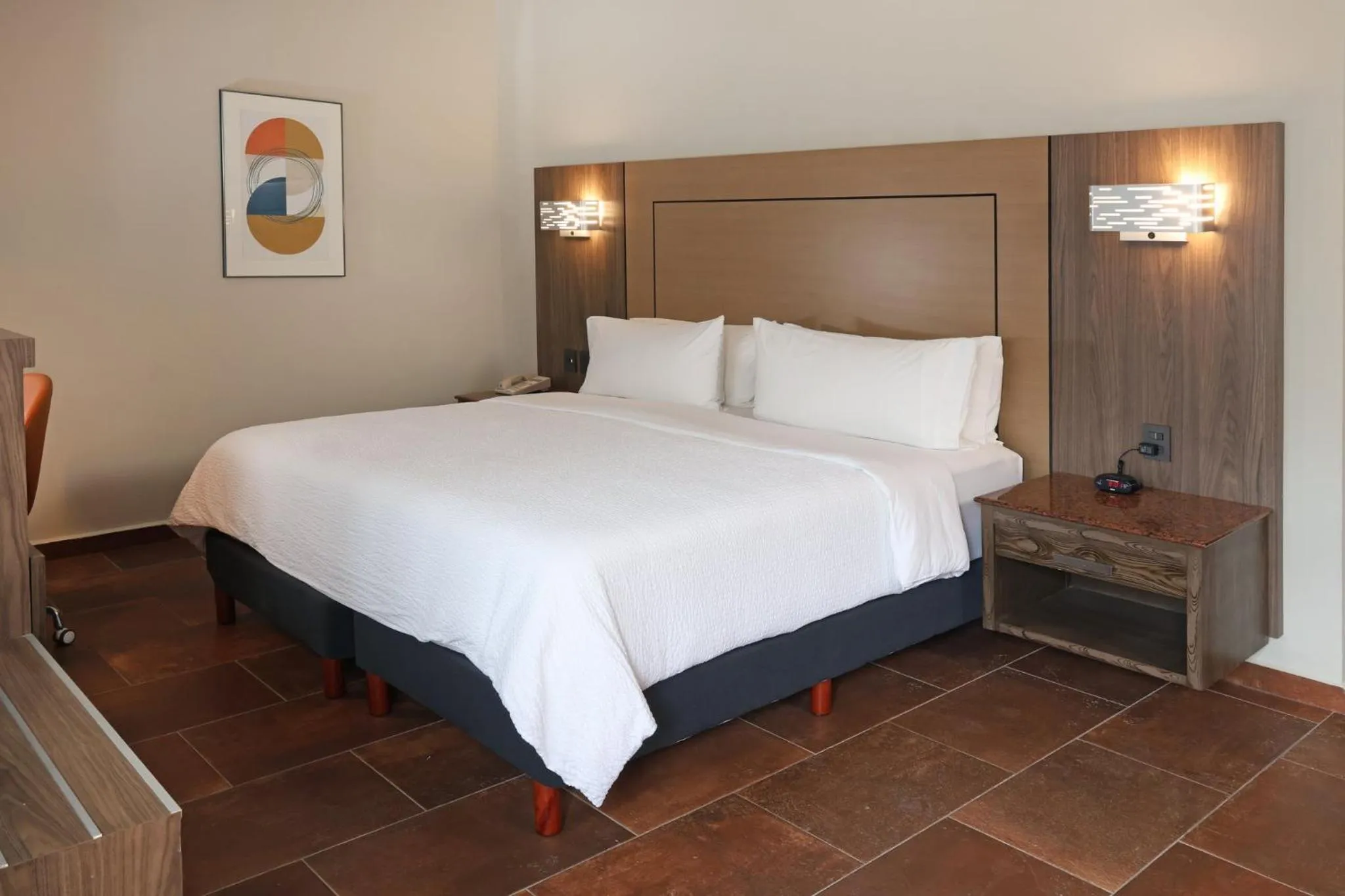 Photo of the whole room, Bed in Holiday Inn Express Veracruz Centro Historico by IHG