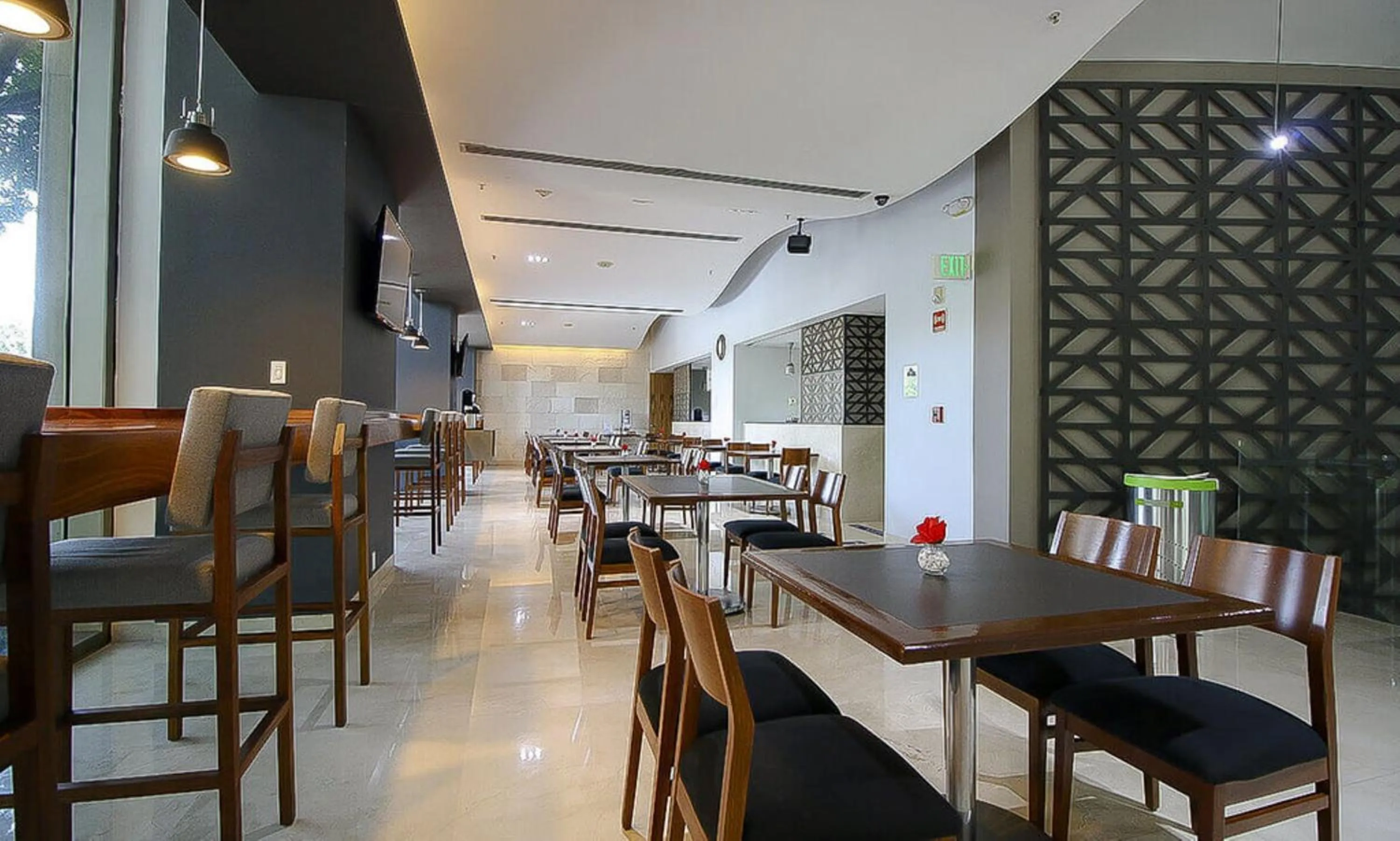 Breakfast in Holiday Inn Express Mexico Reforma by IHG